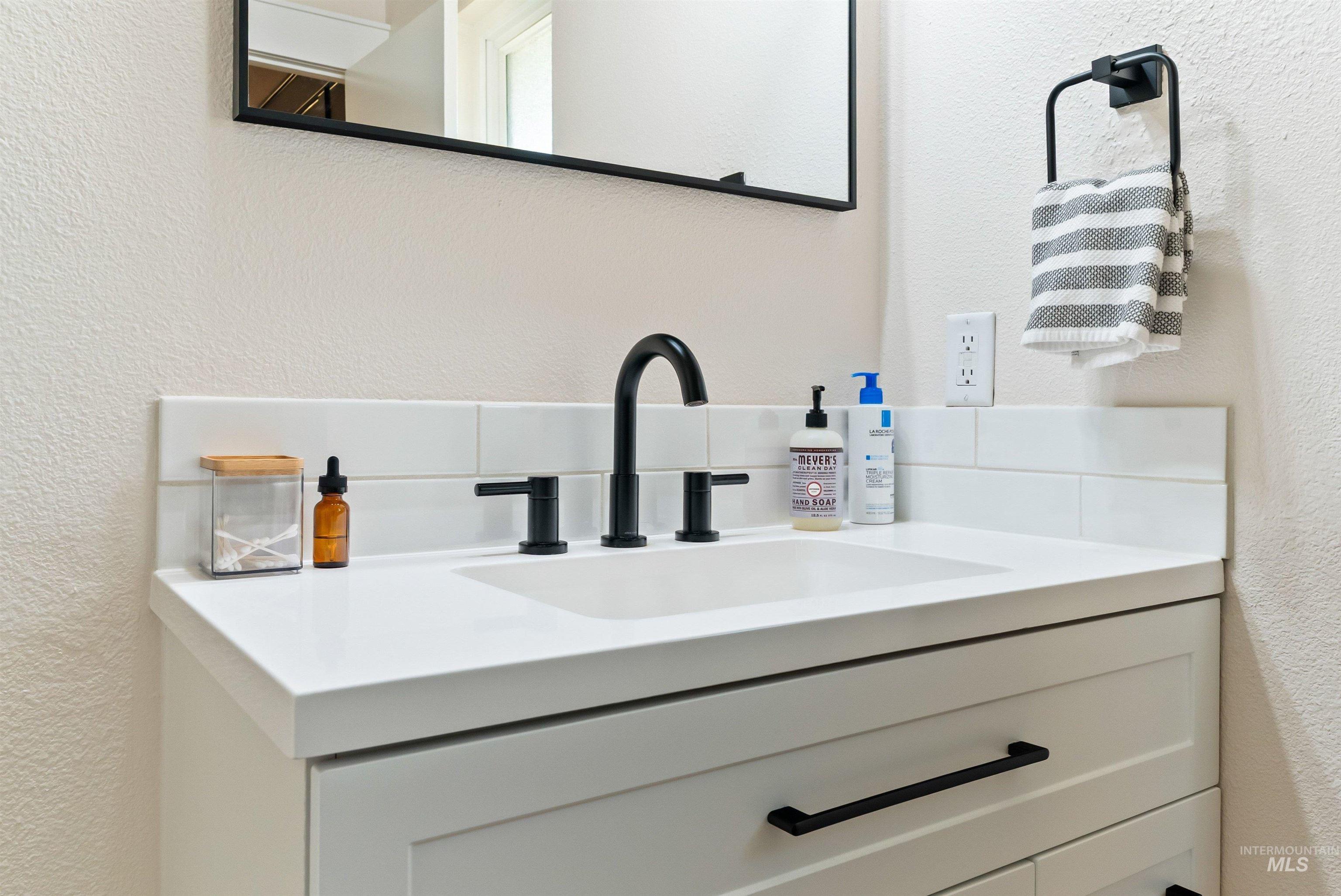 2635 N Welford Pl, Boise, Idaho 83704, 3 Bedrooms, 2 Bathrooms, Residential For Sale, Price $429,900,MLS 98974299