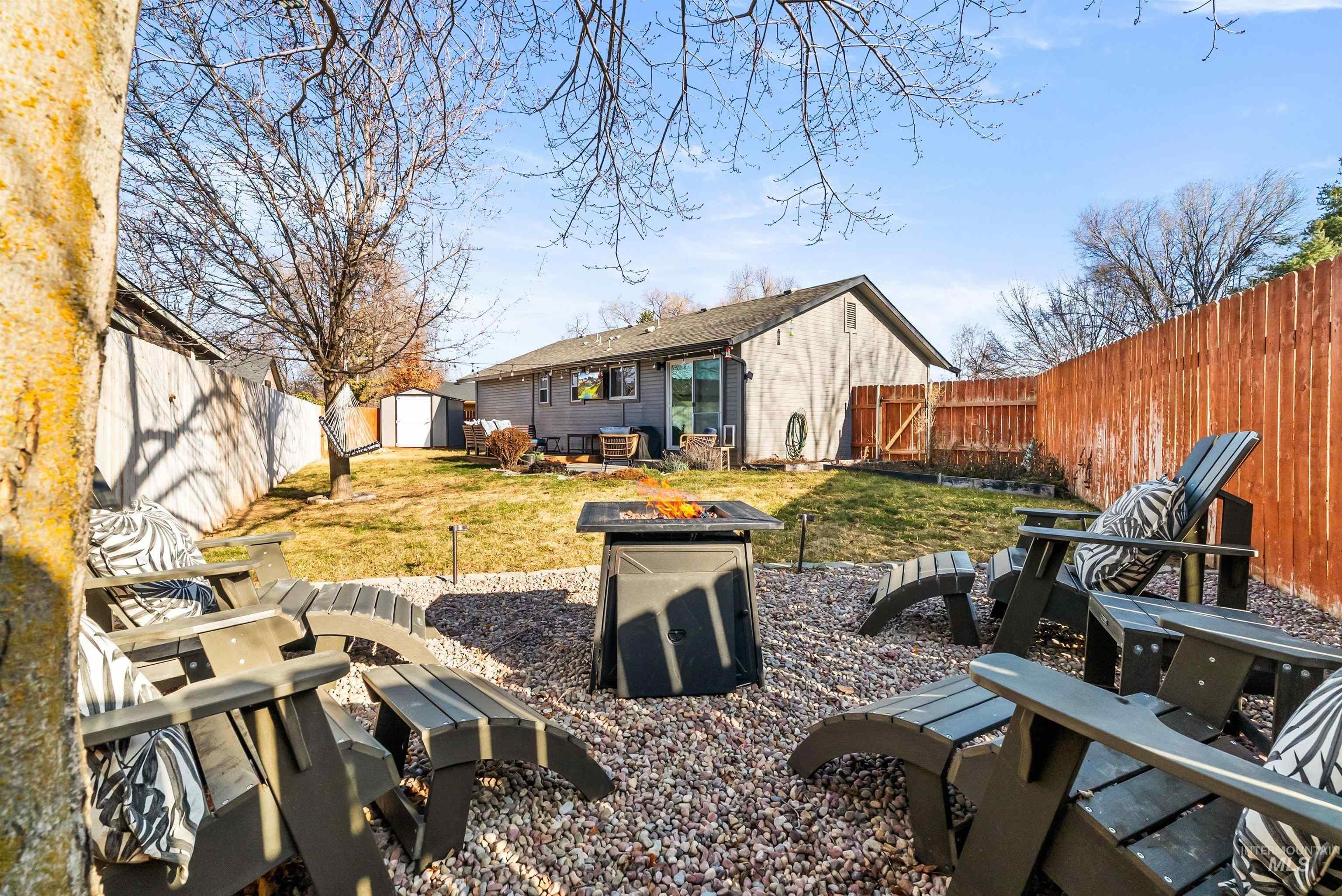 2635 N Welford Pl, Boise, Idaho 83704, 3 Bedrooms, 2 Bathrooms, Residential For Sale, Price $429,900,MLS 98974299