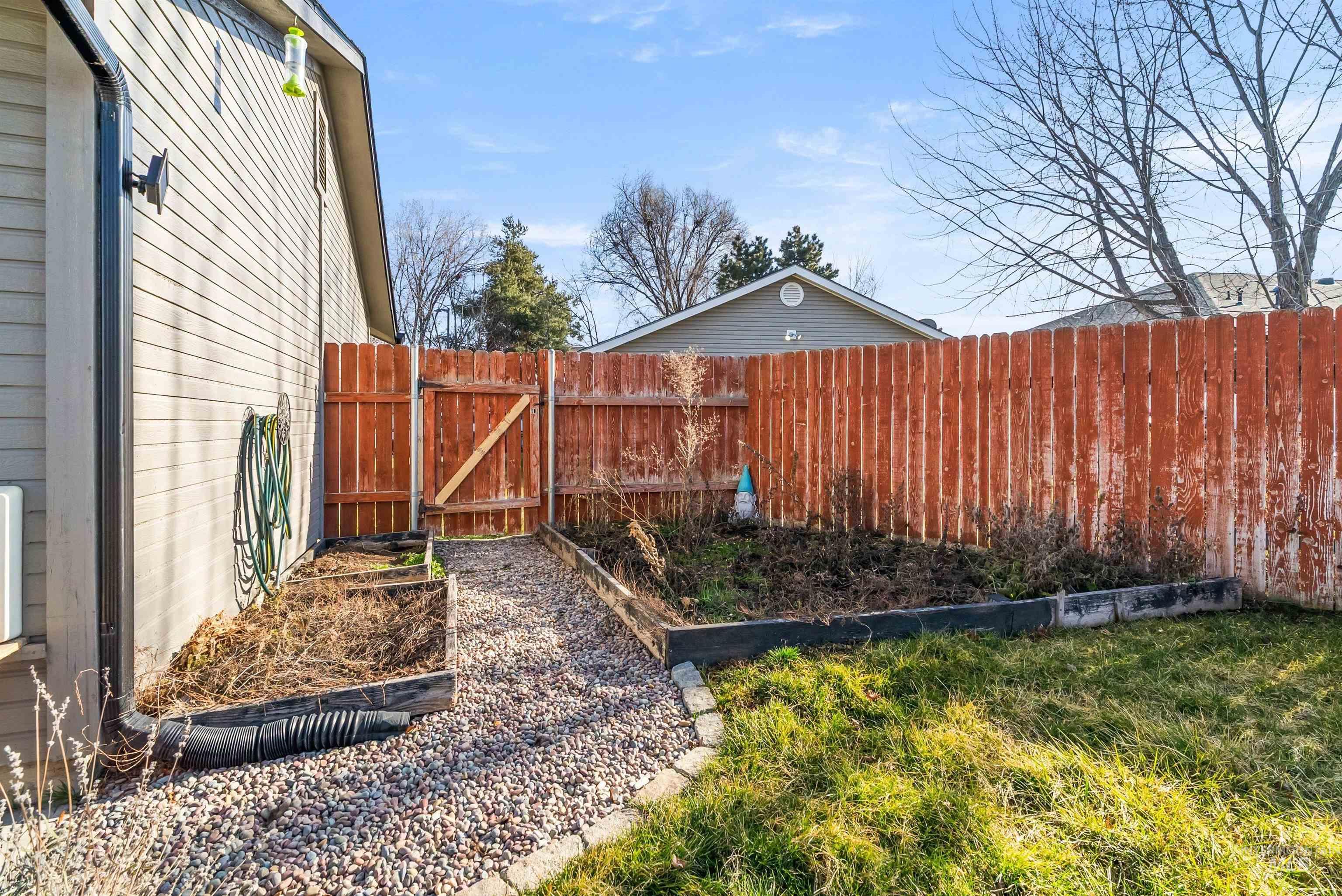 2635 N Welford Pl, Boise, Idaho 83704, 3 Bedrooms, 2 Bathrooms, Residential For Sale, Price $429,900,MLS 98974299