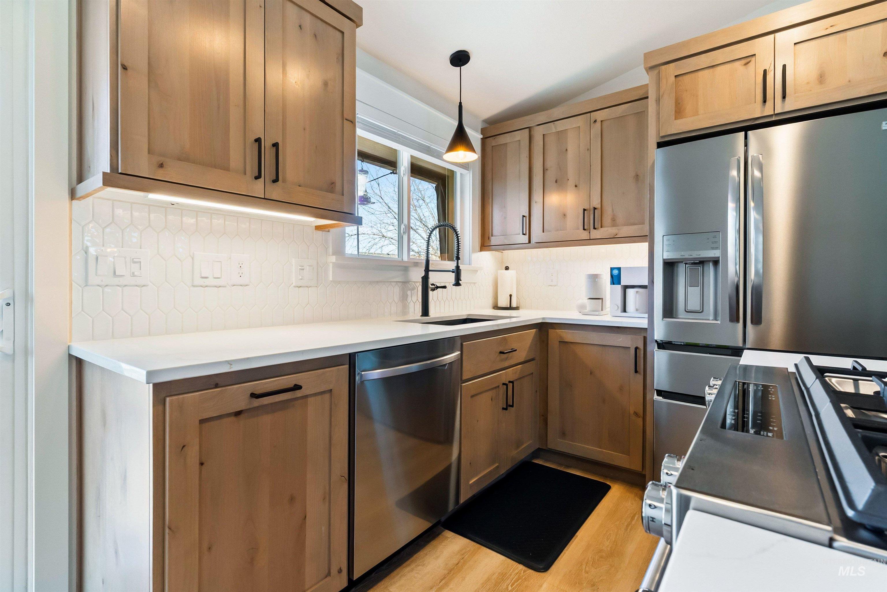 2635 N Welford Pl, Boise, Idaho 83704, 3 Bedrooms, 2 Bathrooms, Residential For Sale, Price $429,900,MLS 98974299