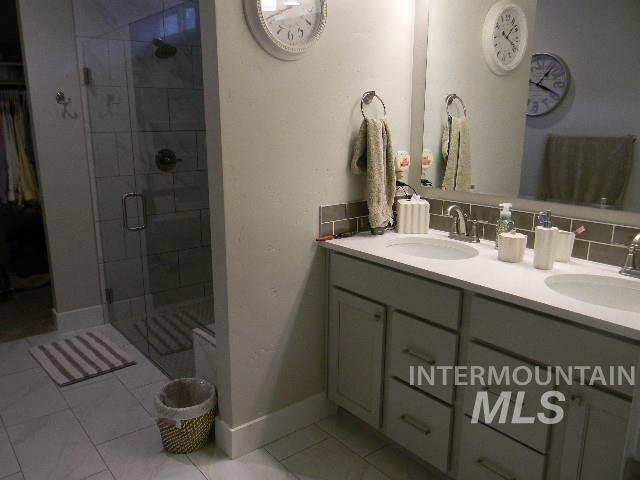 1464 E Prairiefire St, Meridian, Idaho 83646-6570, 2 Bedrooms, 2 Bathrooms, Residential For Sale, Price $460,000,MLS 98974306