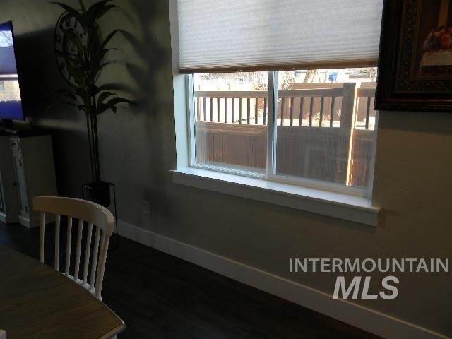 1464 E Prairiefire St, Meridian, Idaho 83646-6570, 2 Bedrooms, 2 Bathrooms, Residential For Sale, Price $460,000,MLS 98974306