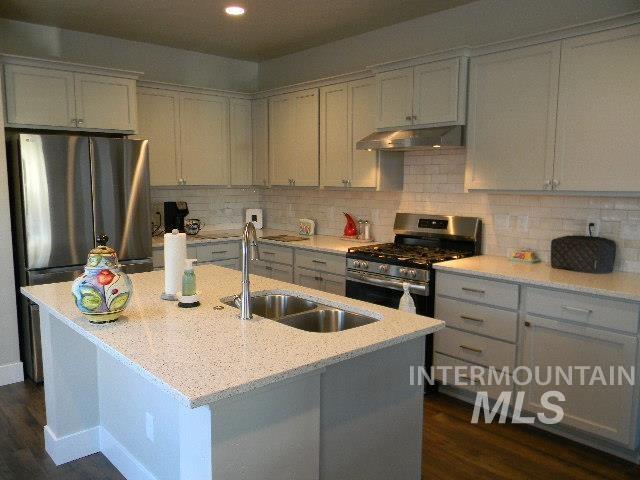 1464 E Prairiefire St, Meridian, Idaho 83646-6570, 2 Bedrooms, 2 Bathrooms, Residential For Sale, Price $460,000,MLS 98974306