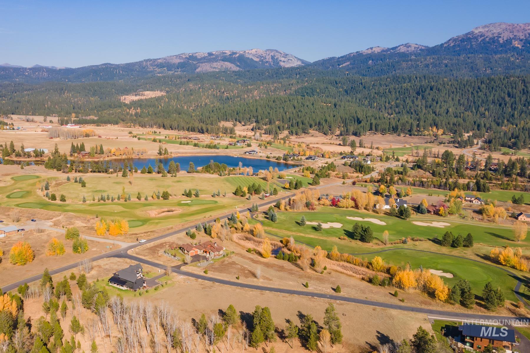 201 W Jug Road, McCall, Idaho 83638, 3 Bedrooms, 3.5 Bathrooms, Residential For Sale, Price $1,625,000,MLS 98974308