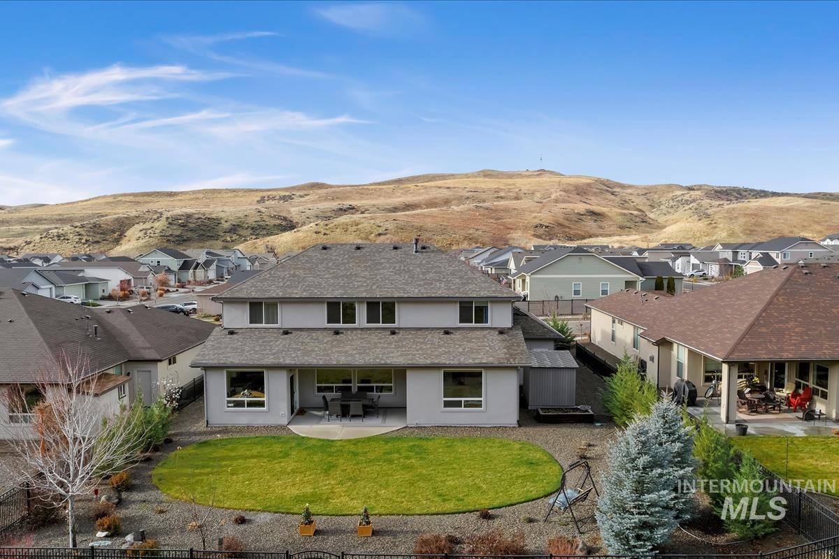 20530 N Shepherds Pie Way, Boise, Idaho 83714, 4 Bedrooms, 3.5 Bathrooms, Residential For Sale, Price $960,000,MLS 98974309