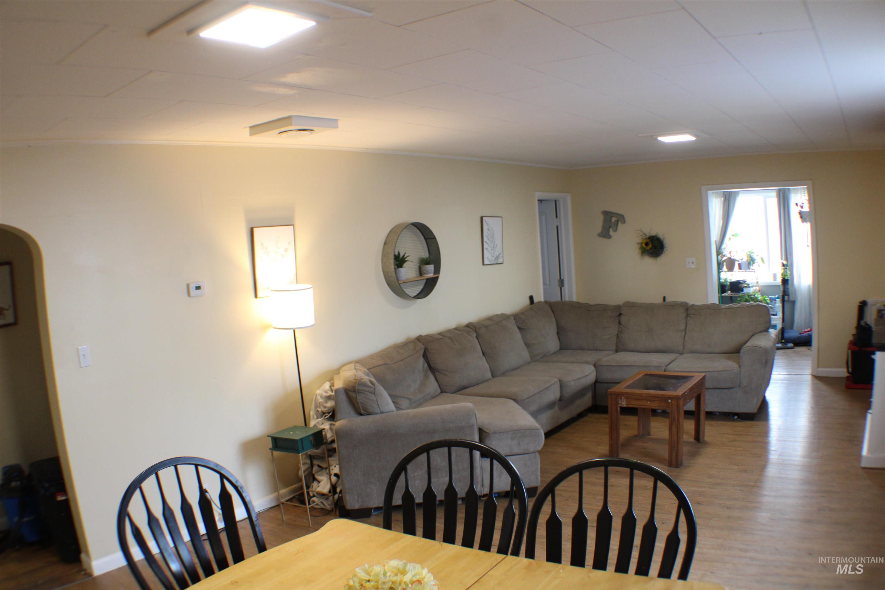 127 E Garfield Ave, Glenns Ferry, Idaho 83623, 4 Bedrooms, 1 Bathroom, Residential For Sale, Price $290,000,MLS 98974311