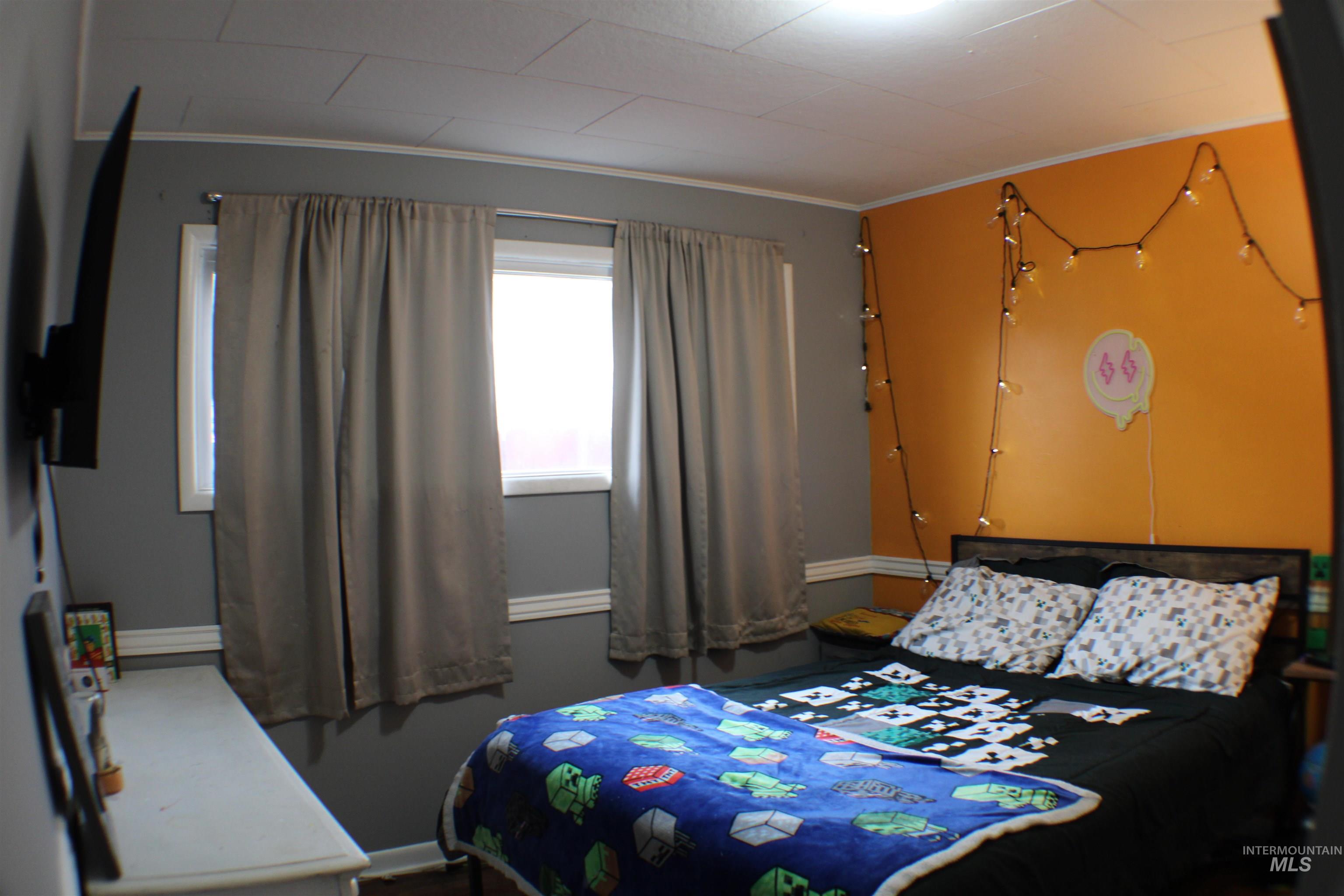 127 E Garfield Ave, Glenns Ferry, Idaho 83623, 4 Bedrooms, 1 Bathroom, Residential For Sale, Price $290,000,MLS 98974311