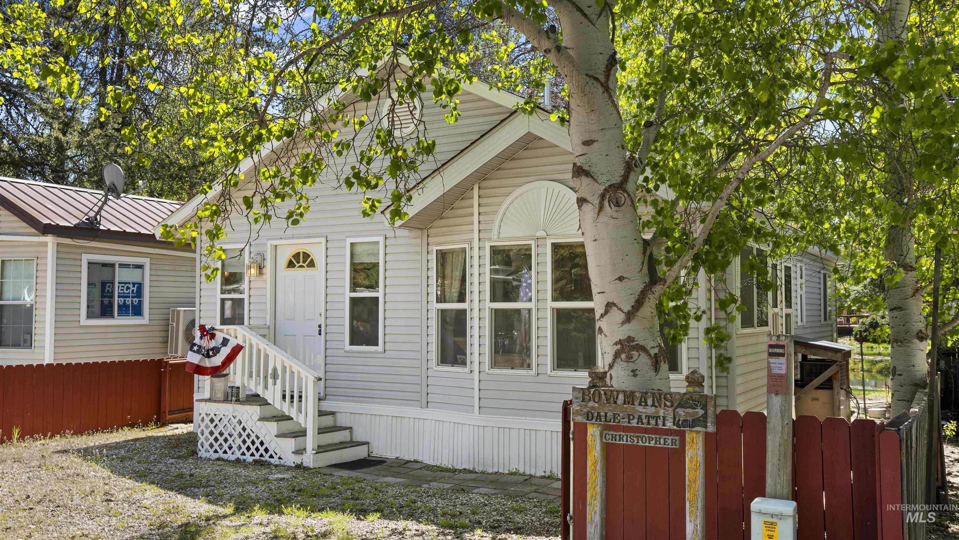 514 E13 Sawyer St, Cascade, Idaho 83611, 1 Bedroom, 1 Bathroom, Residential For Sale, Price $199,500,MLS 98974314