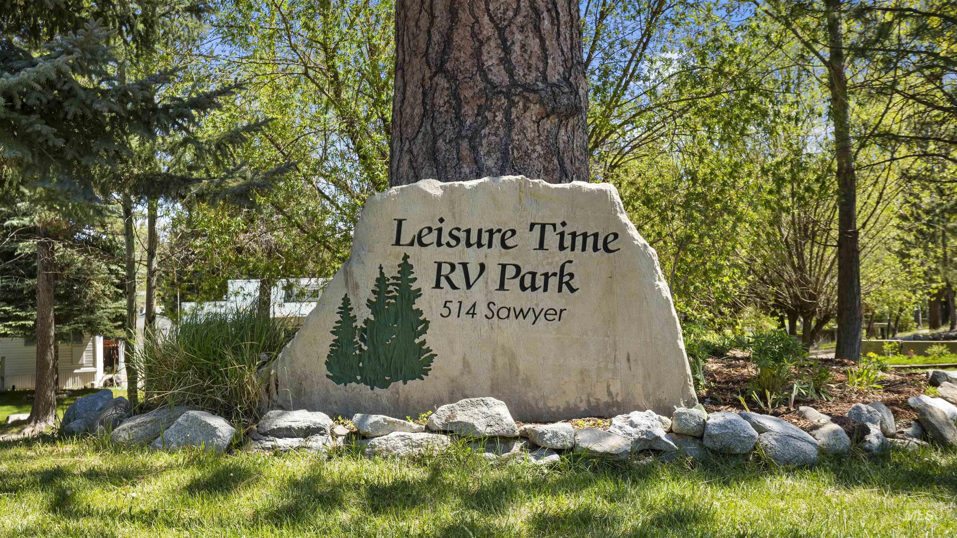 514 E13/14 Sawyer St., Cascade, Idaho 83611, 1 Bedroom, 1 Bathroom, Residential For Sale, Price $299,500,MLS 98974315
