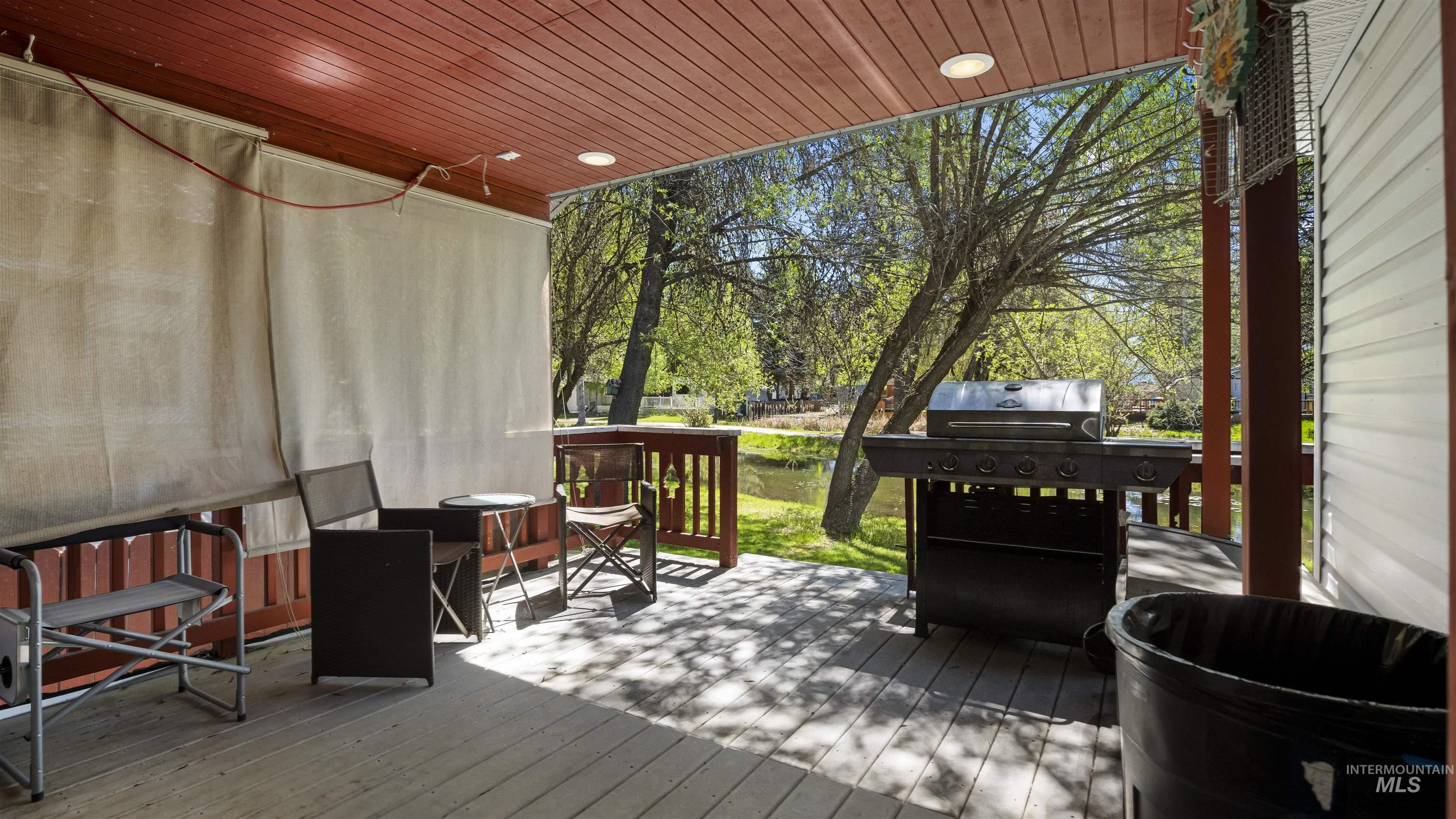 514 E13/14 Sawyer St., Cascade, Idaho 83611, 1 Bedroom, 1 Bathroom, Residential For Sale, Price $299,500,MLS 98974315