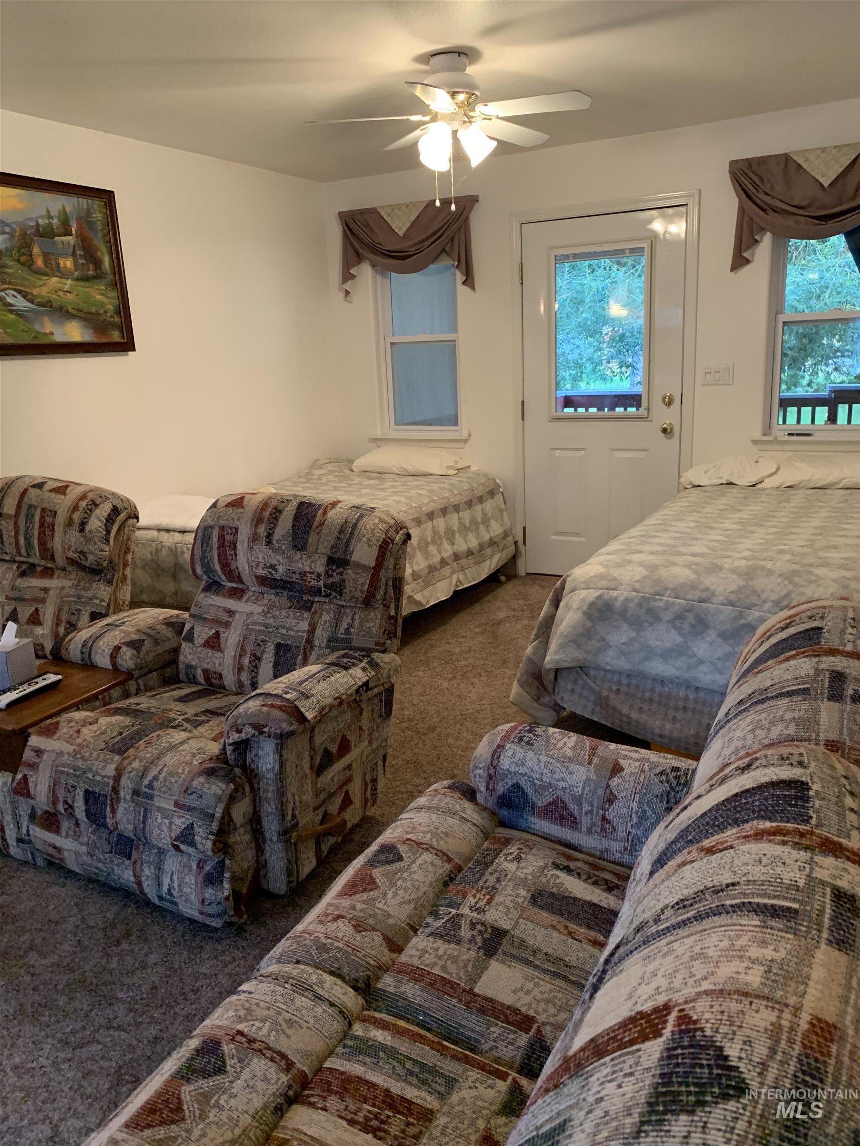 514 E13/14 Sawyer St., Cascade, Idaho 83611, 1 Bedroom, 1 Bathroom, Residential For Sale, Price $329,000,MLS 98974315