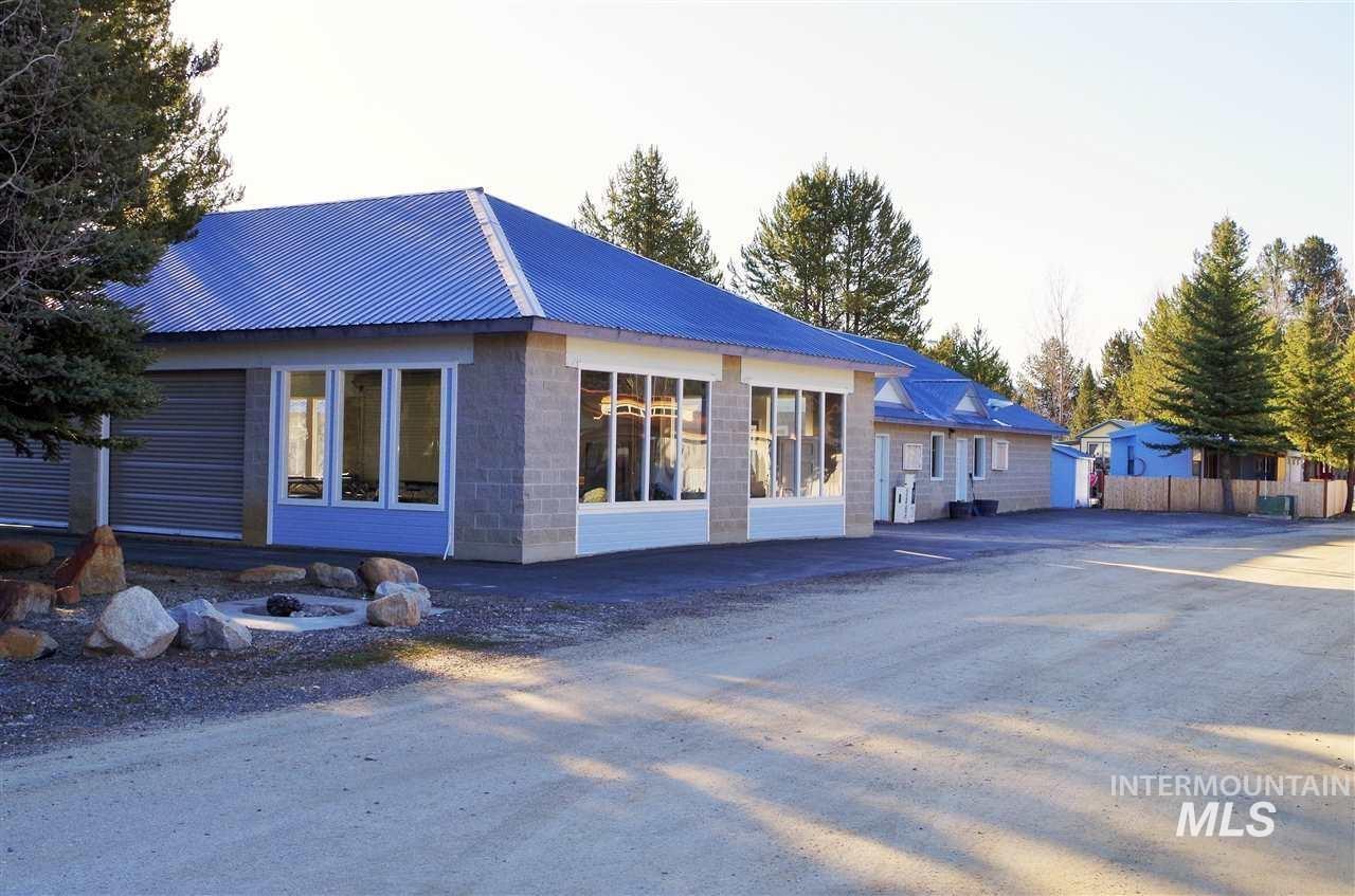 514 E13/14 Sawyer St., Cascade, Idaho 83611, 1 Bedroom, 1 Bathroom, Residential For Sale, Price $329,000,MLS 98974315