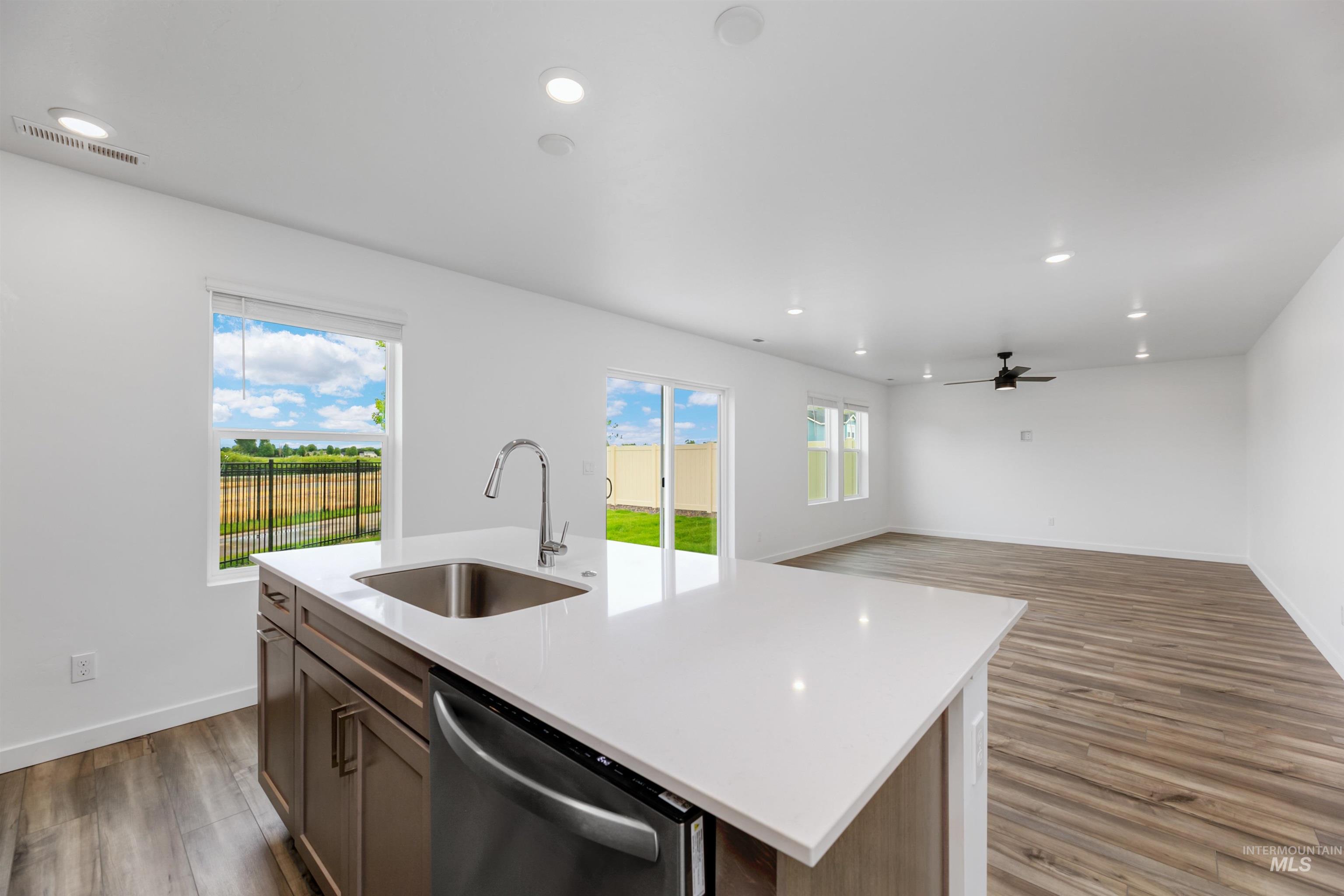 1918 E Springloyd St, Meridian, Idaho 83642, 4 Bedrooms, 3 Bathrooms, Residential For Sale, Price $517,900, 98974317