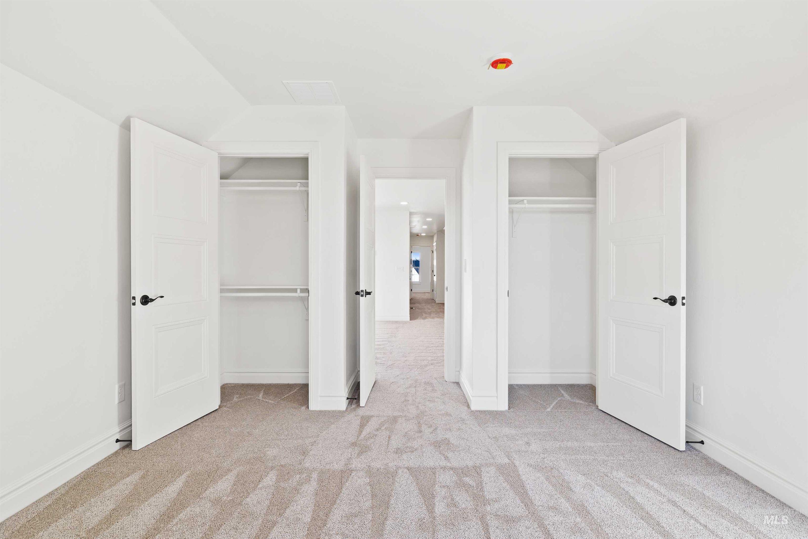 866 Quartz, Kimberly, Idaho 83341-2007, 4 Bedrooms, 3.5 Bathrooms, Residential For Sale, Price $700,000,MLS 98974321