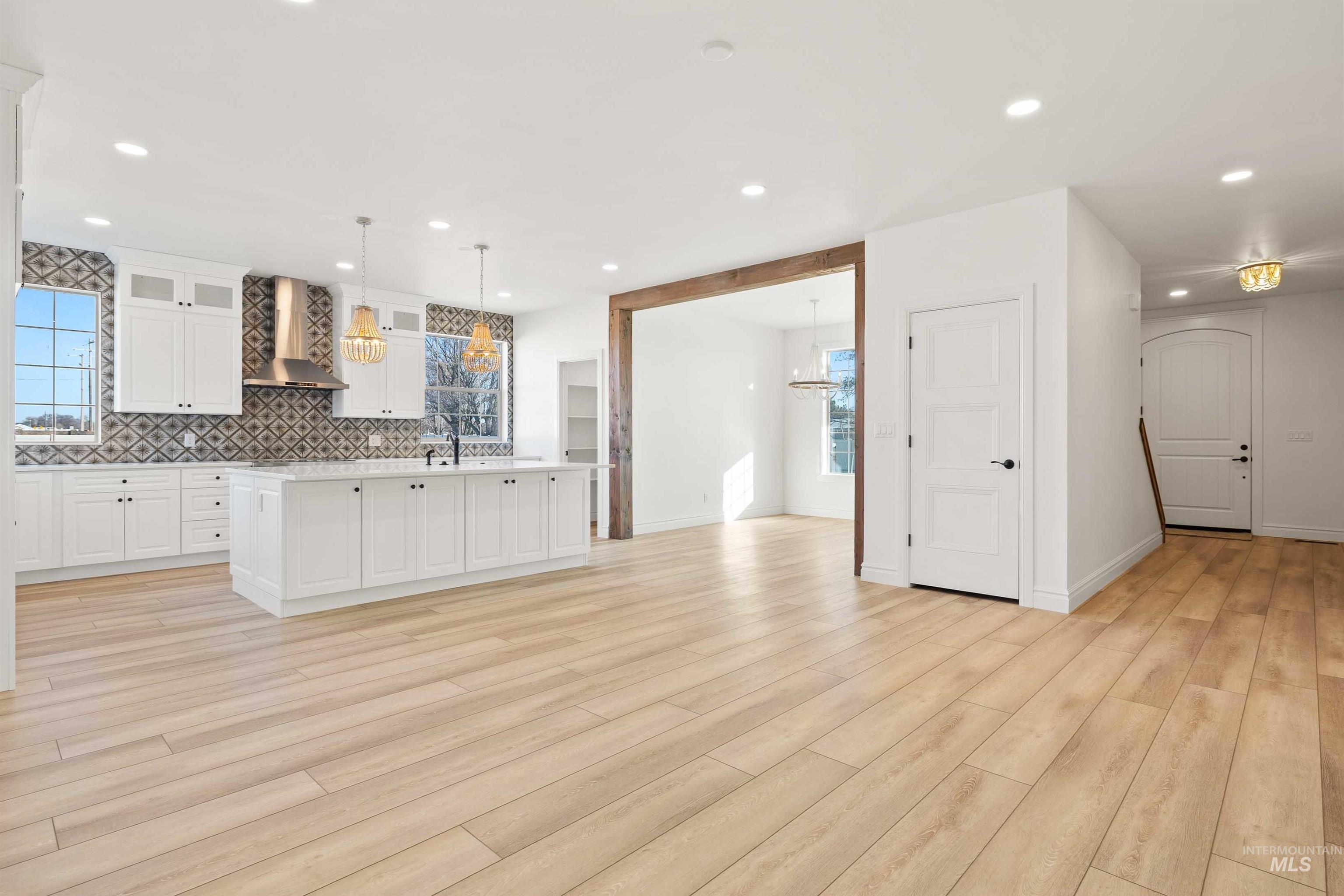 866 Quartz, Kimberly, Idaho 83341-2007, 4 Bedrooms, 3.5 Bathrooms, Residential For Sale, Price $700,000,MLS 98974321