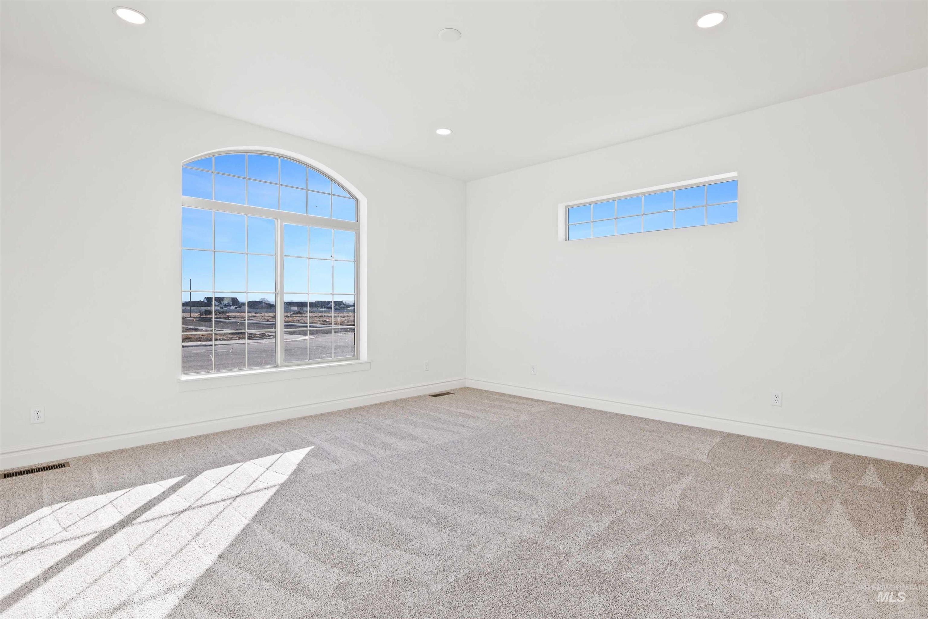 866 Quartz, Kimberly, Idaho 83341-2007, 4 Bedrooms, 3.5 Bathrooms, Residential For Sale, Price $700,000,MLS 98974321