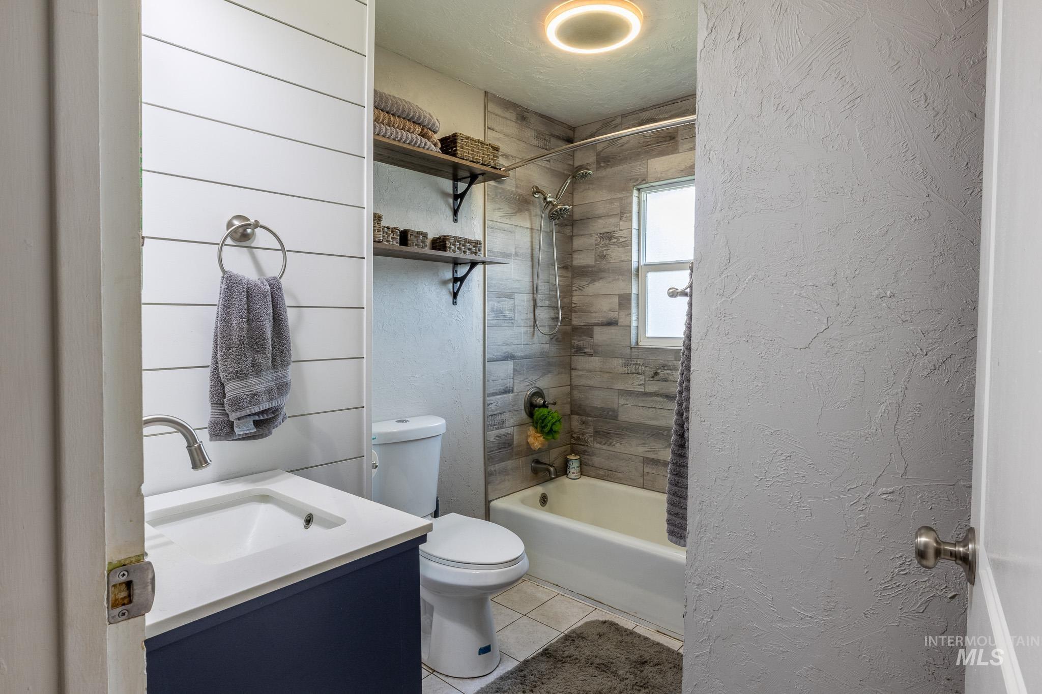 112 W 18th Ave, Lewiston, Idaho 83501, 4 Bedrooms, 2 Bathrooms, Residential For Sale, Price $340,000,MLS 98974322