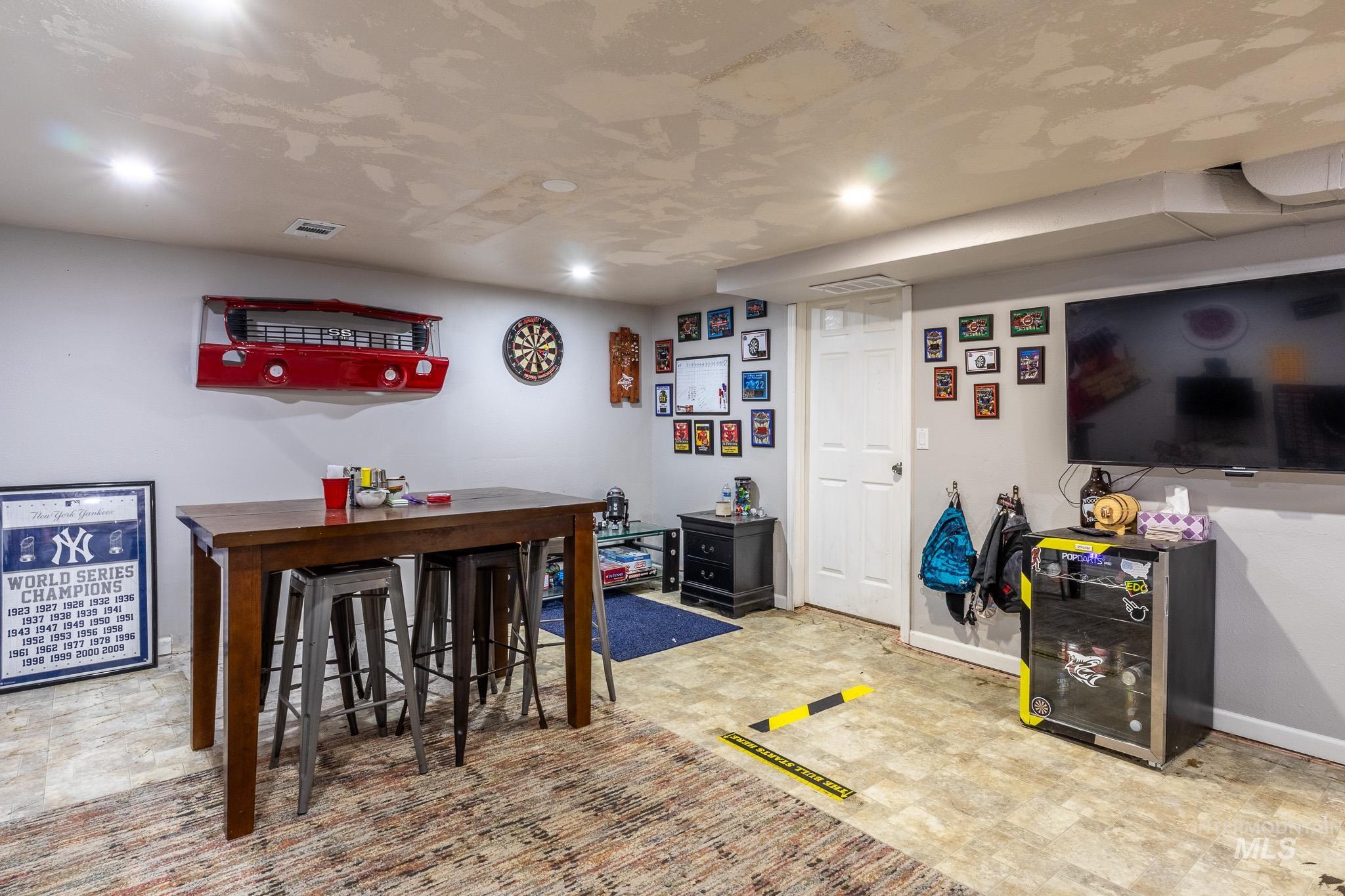 112 W 18th Ave, Lewiston, Idaho 83501, 4 Bedrooms, 2 Bathrooms, Residential For Sale, Price $340,000,MLS 98974322