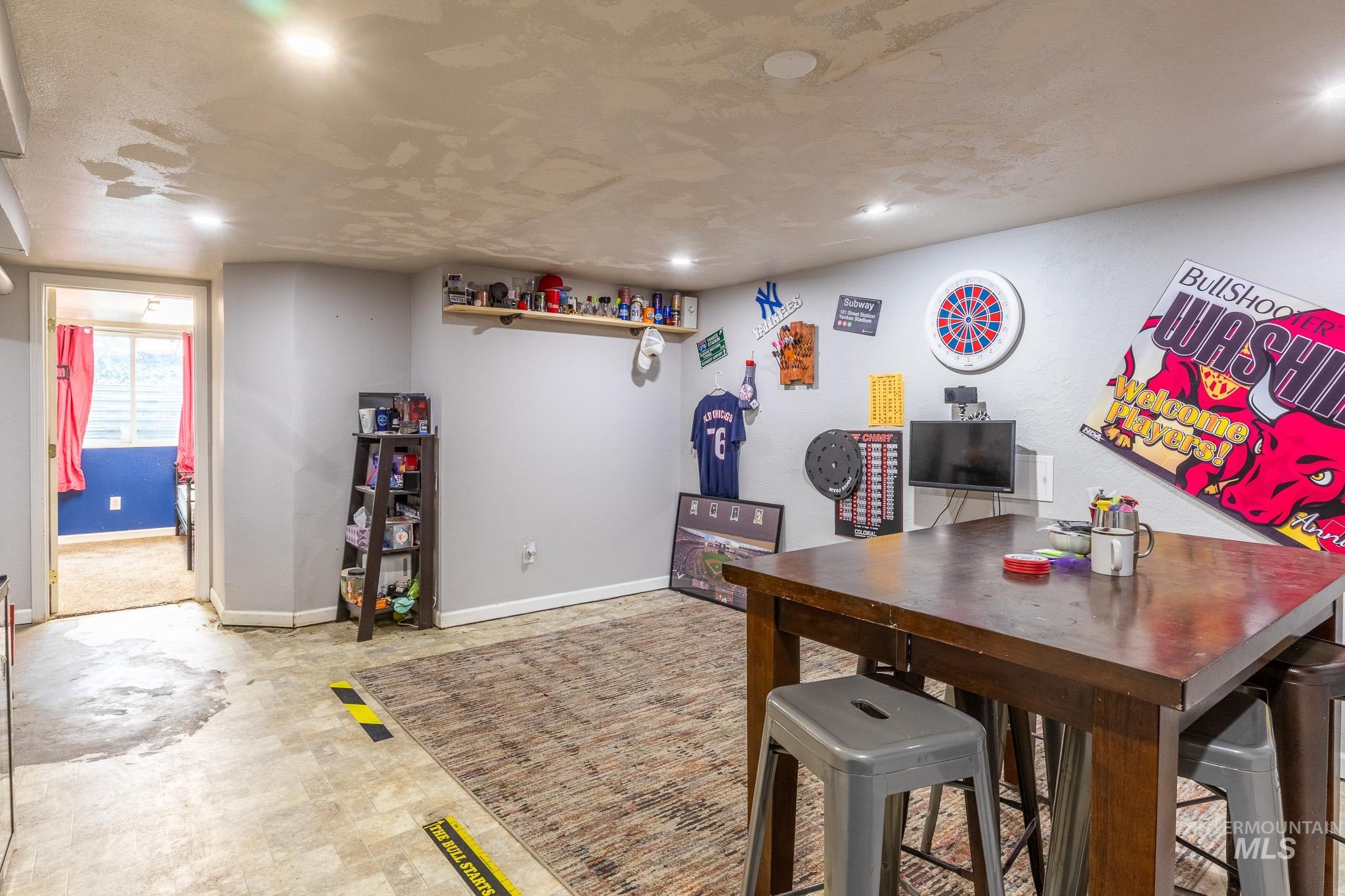 112 W 18th Ave, Lewiston, Idaho 83501, 4 Bedrooms, 2 Bathrooms, Residential For Sale, Price $340,000,MLS 98974322