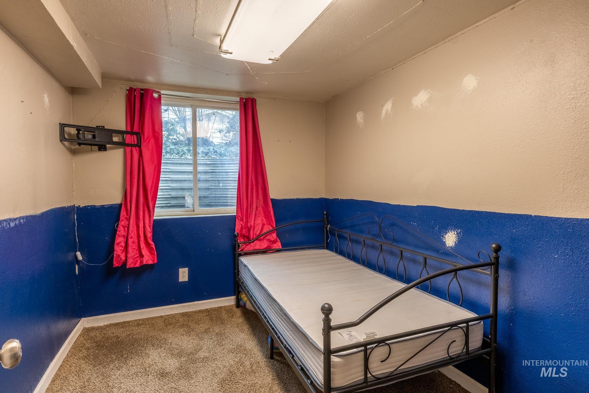 112 W 18th Ave, Lewiston, Idaho 83501, 4 Bedrooms, 2 Bathrooms, Residential For Sale, Price $340,000,MLS 98974322