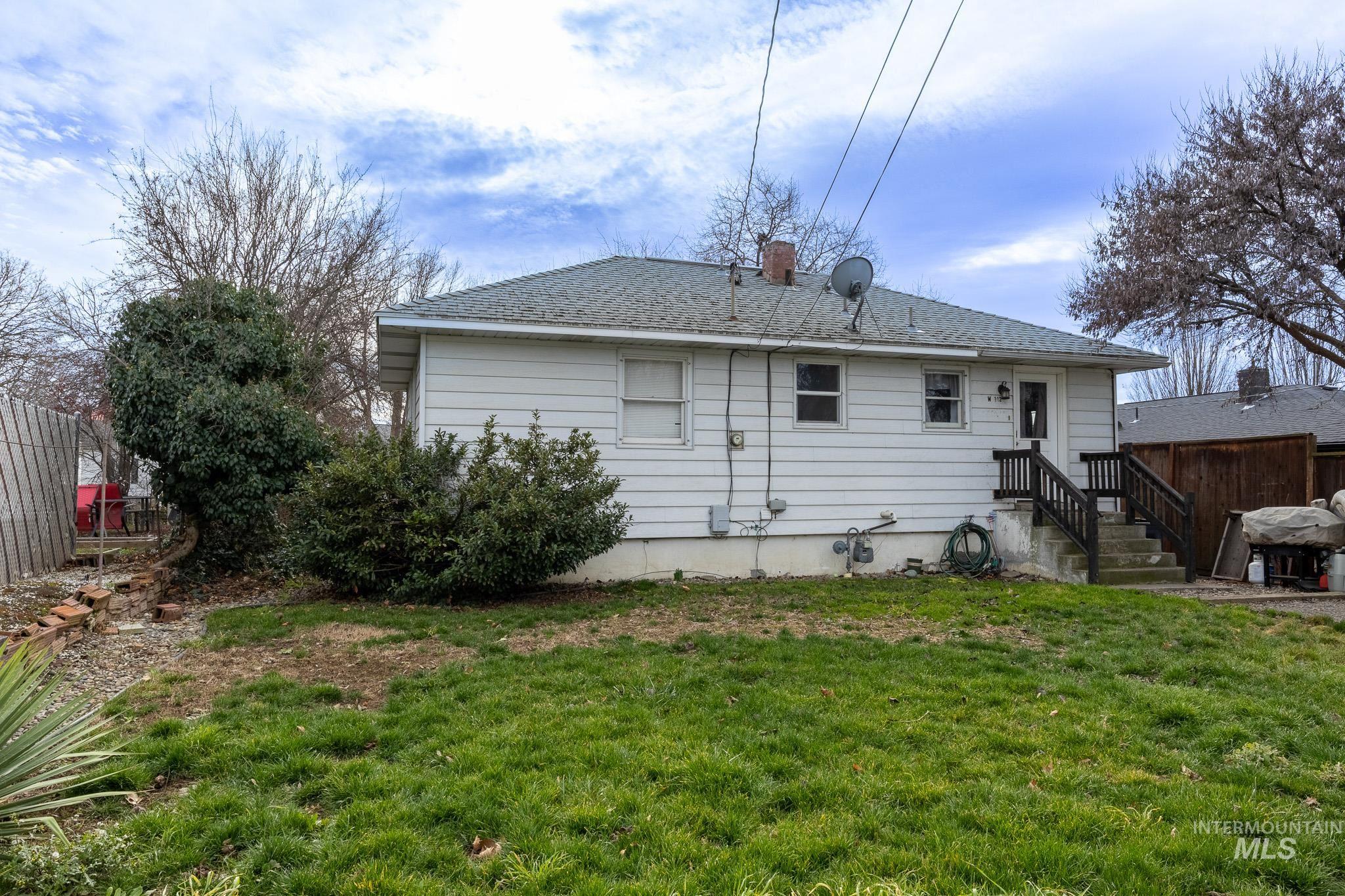 112 W 18th Ave, Lewiston, Idaho 83501, 4 Bedrooms, 2 Bathrooms, Residential For Sale, Price $340,000,MLS 98974322