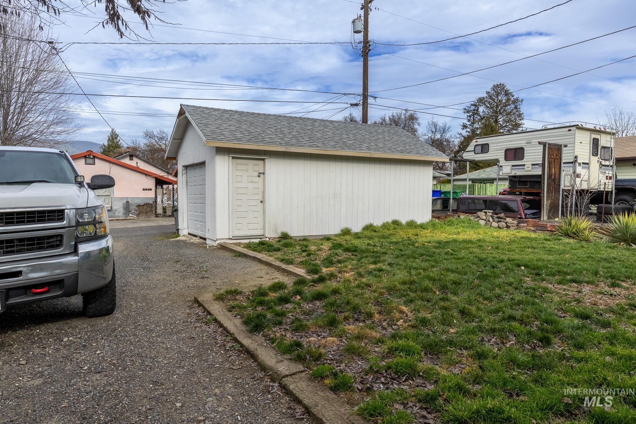 112 W 18th Ave, Lewiston, Idaho 83501, 4 Bedrooms, 2 Bathrooms, Residential For Sale, Price $340,000,MLS 98974322