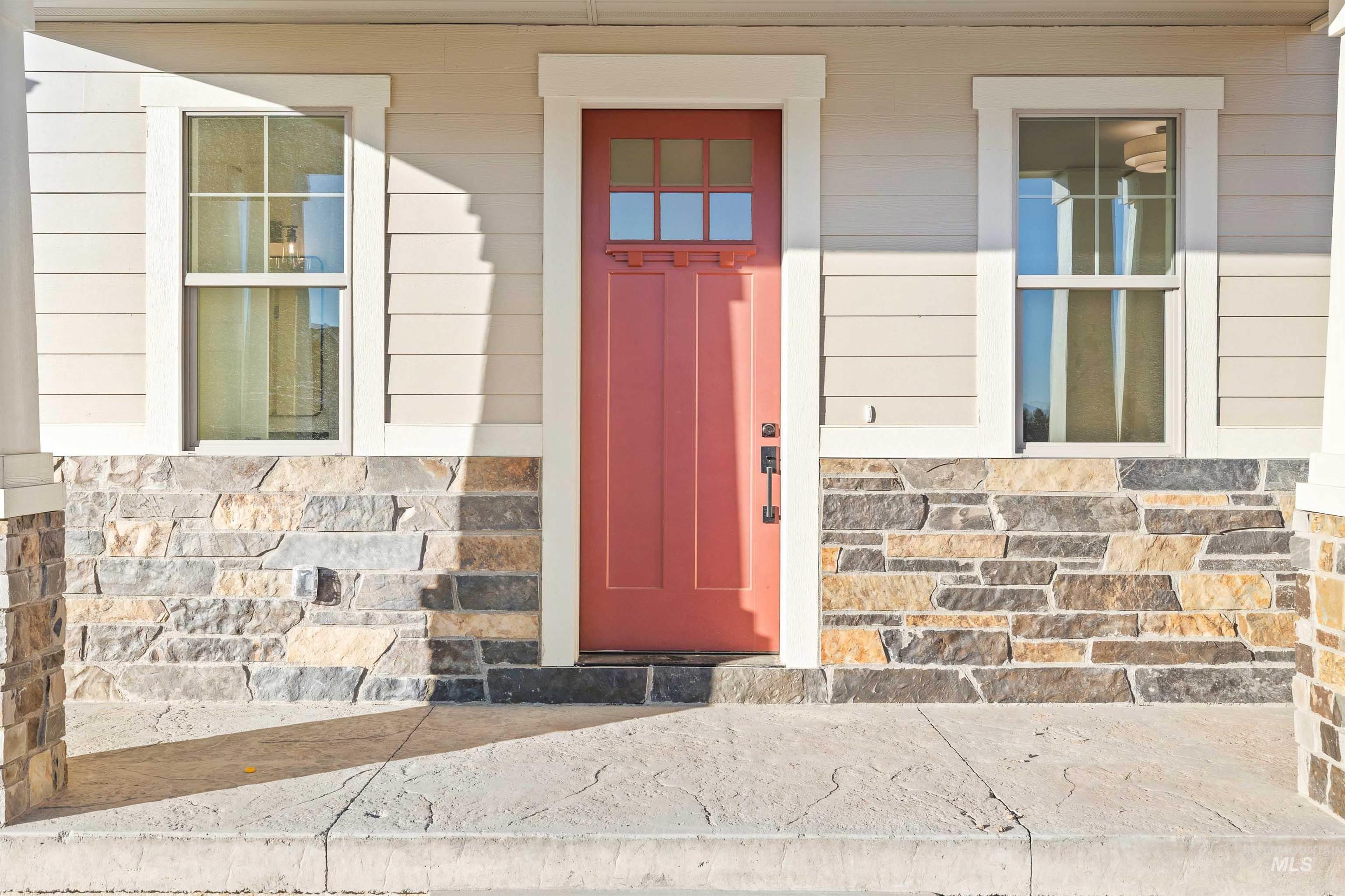 918 Quartz, Kimberly, Idaho 83341-2057, 3 Bedrooms, 2.5 Bathrooms, Residential For Sale, Price $559,900,MLS 98974323