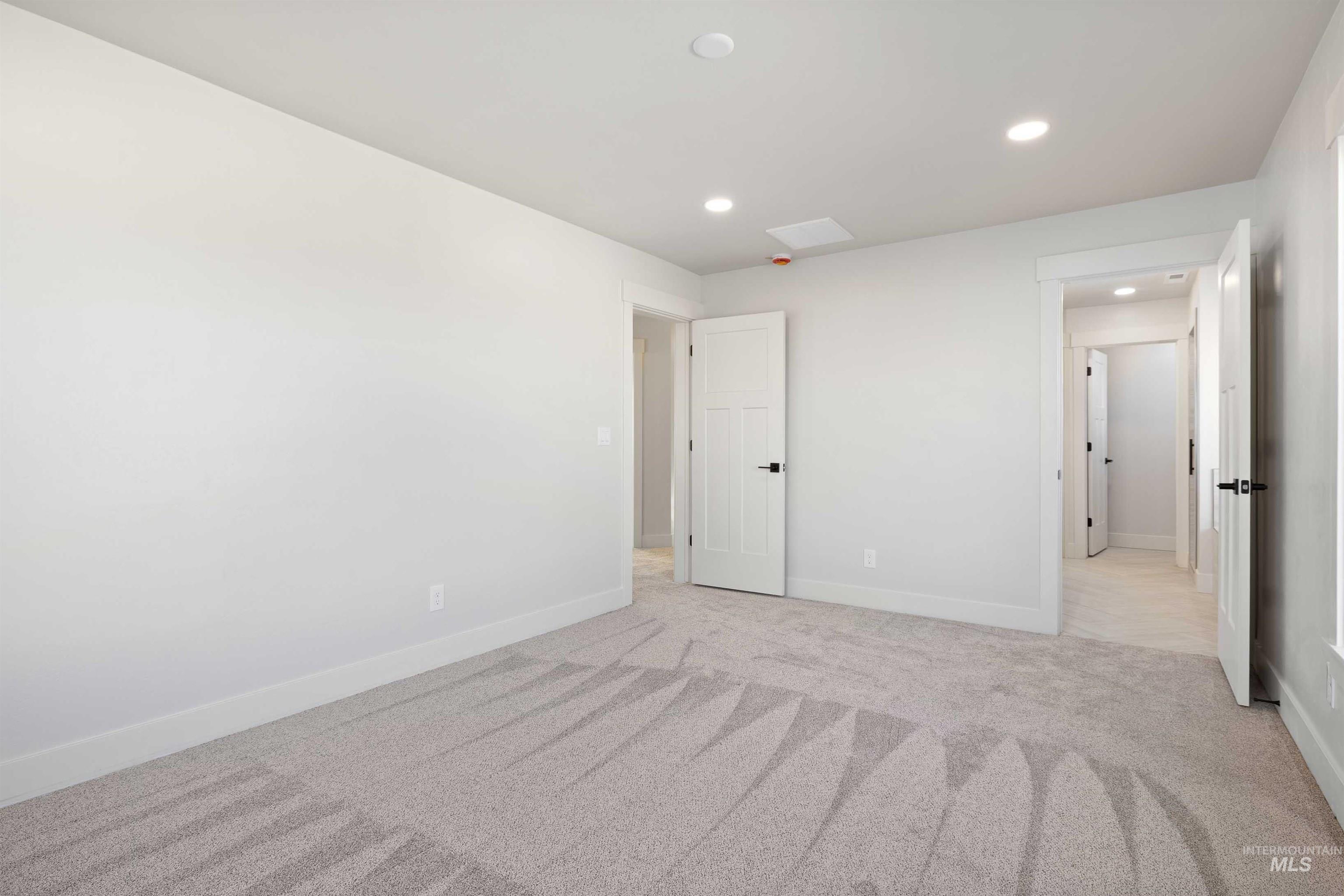 918 Quartz, Kimberly, Idaho 83341-2057, 3 Bedrooms, 2.5 Bathrooms, Residential For Sale, Price $559,900,MLS 98974323