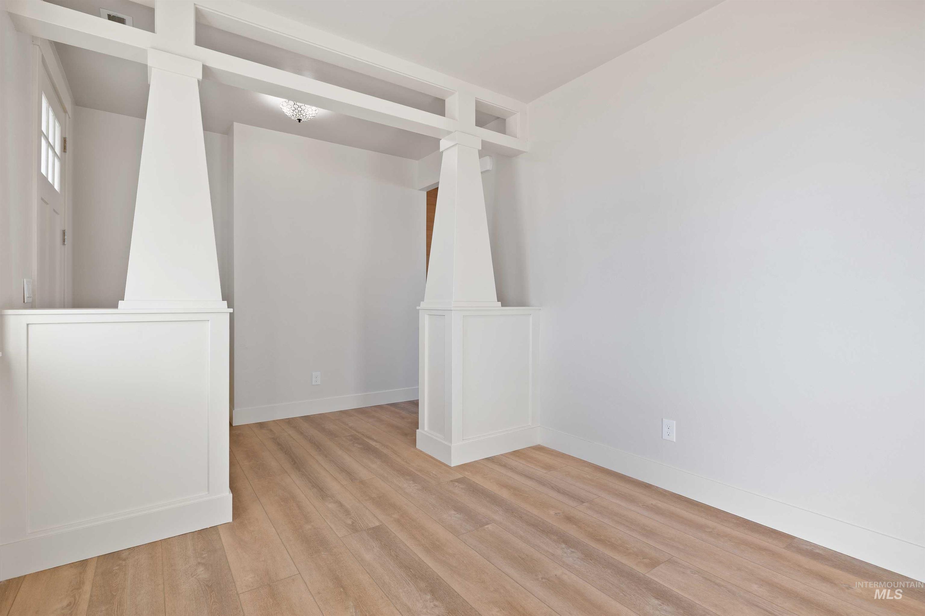 918 Quartz, Kimberly, Idaho 83341-2057, 3 Bedrooms, 2.5 Bathrooms, Residential For Sale, Price $559,900,MLS 98974323