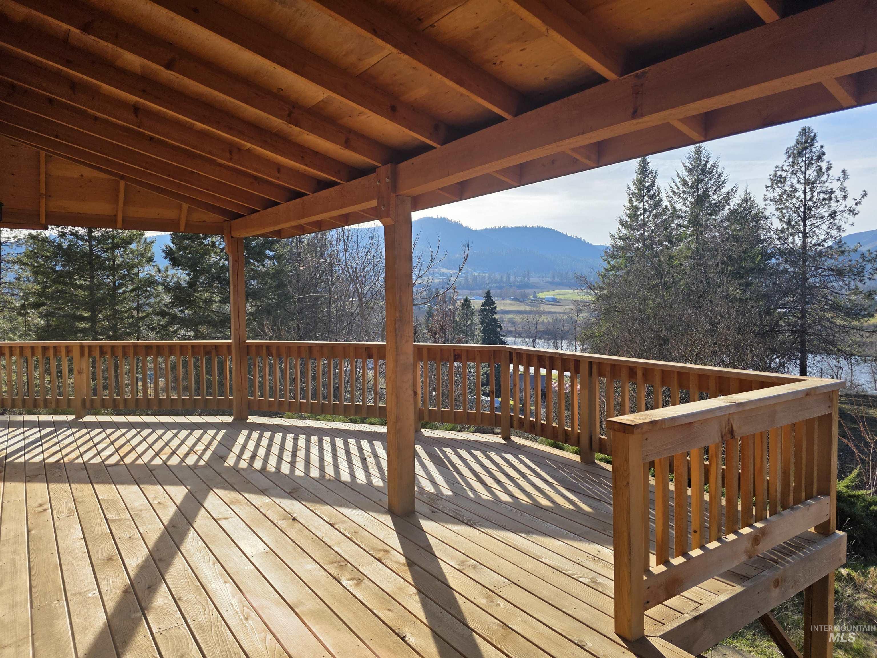 4157 Highway 12, Kamiah, Idaho 83536, 3 Bedrooms, 3 Bathrooms, Residential For Sale, Price $659,000,MLS 98974325