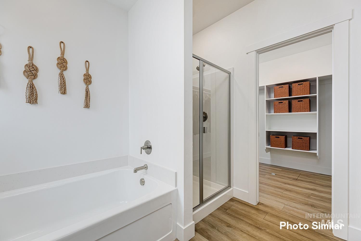 7049 N Daisy Teal Ave, Meridian, Idaho 83646, 4 Bedrooms, 2 Bathrooms, Residential For Sale, Price $532,900,MLS 98974326