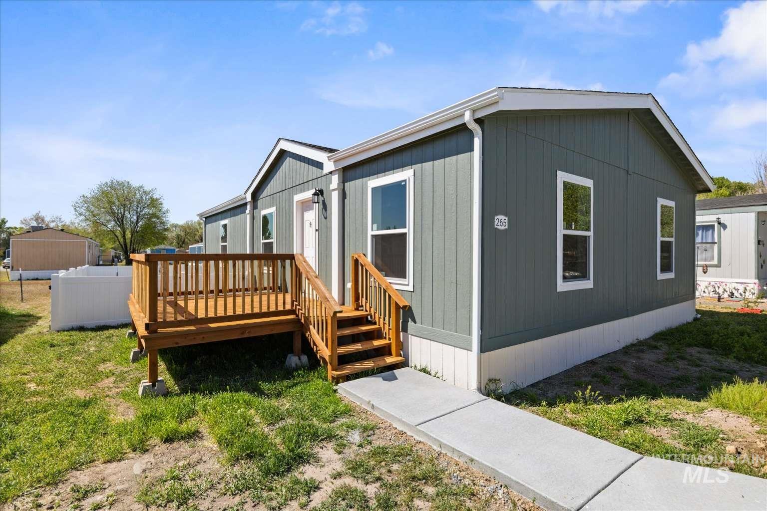 265 W 9Th, Mountain Home, Idaho 83647, 3 Bedrooms, 2 Bathrooms, Residential For Sale, Price $140,000, 98974328