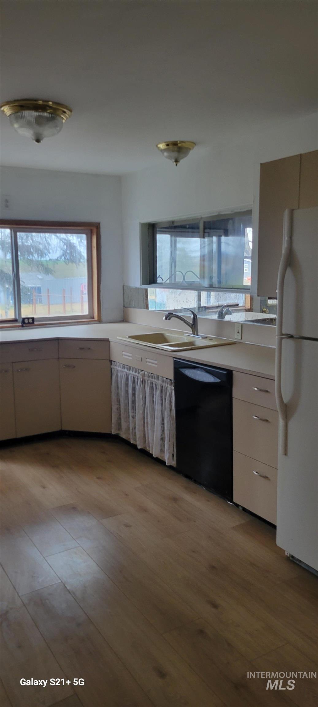 212 N 4th, Craigmont, Idaho 83523, 3 Bedrooms, 1 Bathroom, Residential For Sale, Price $255,000,MLS 98974329