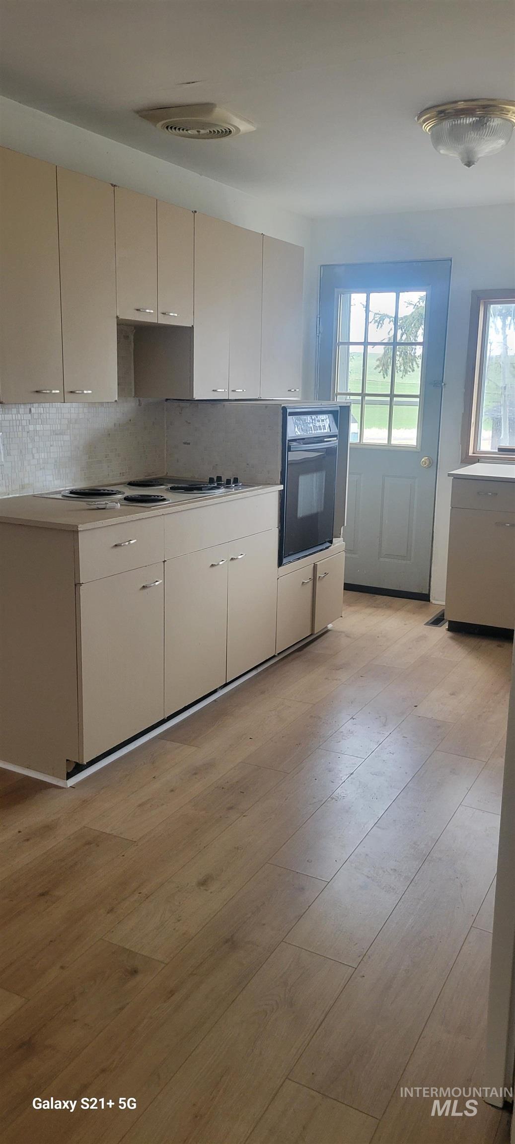 212 N 4th, Craigmont, Idaho 83523, 3 Bedrooms, 1 Bathroom, Residential For Sale, Price $255,000,MLS 98974329