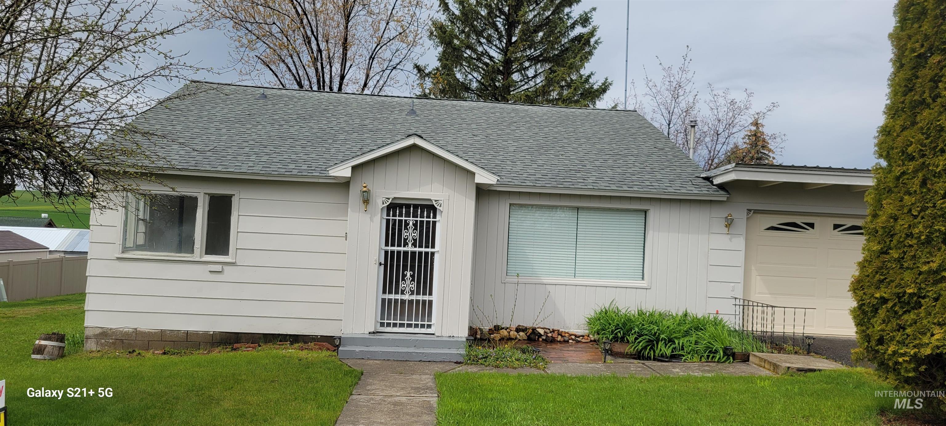 212 N 4th, Craigmont, Idaho 83523, 3 Bedrooms, 1 Bathroom, Residential For Sale, Price $255,000,MLS 98974329