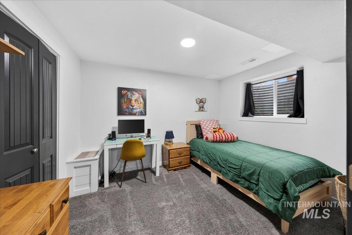 760 N Meaghan Pl, Boise, Idaho 83712-6611, 6 Bedrooms, 4 Bathrooms, Residential For Sale, Price $850,000,MLS 98974331