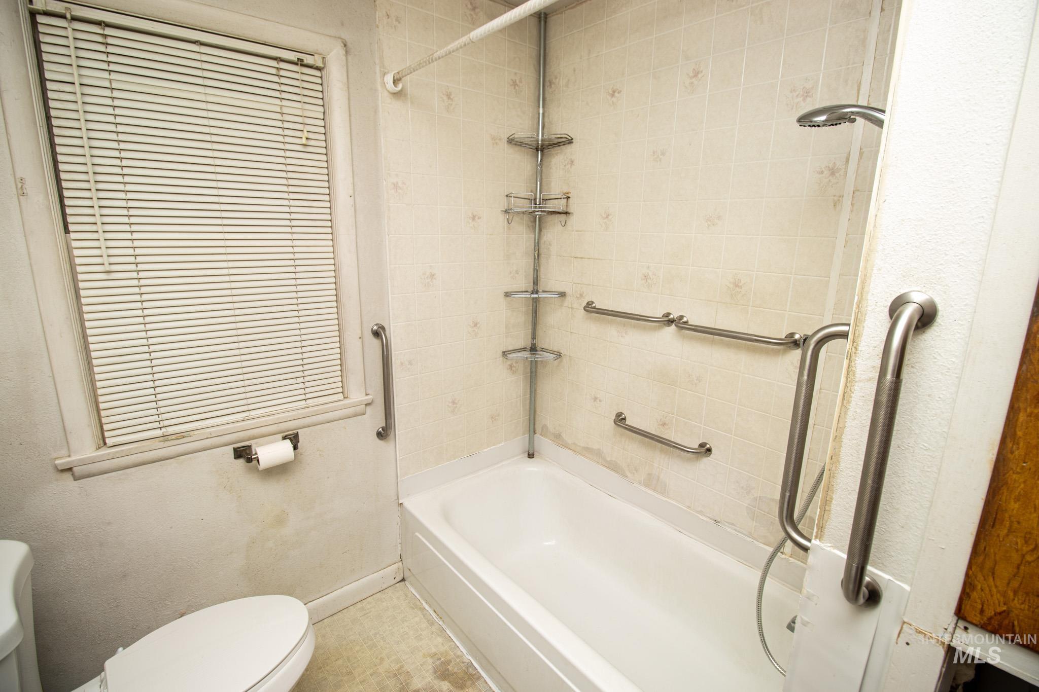 12644 Jerome Ave, Orofino, Idaho 83544, 2 Bedrooms, 1 Bathroom, Residential For Sale, Price $220,000,MLS 98974339