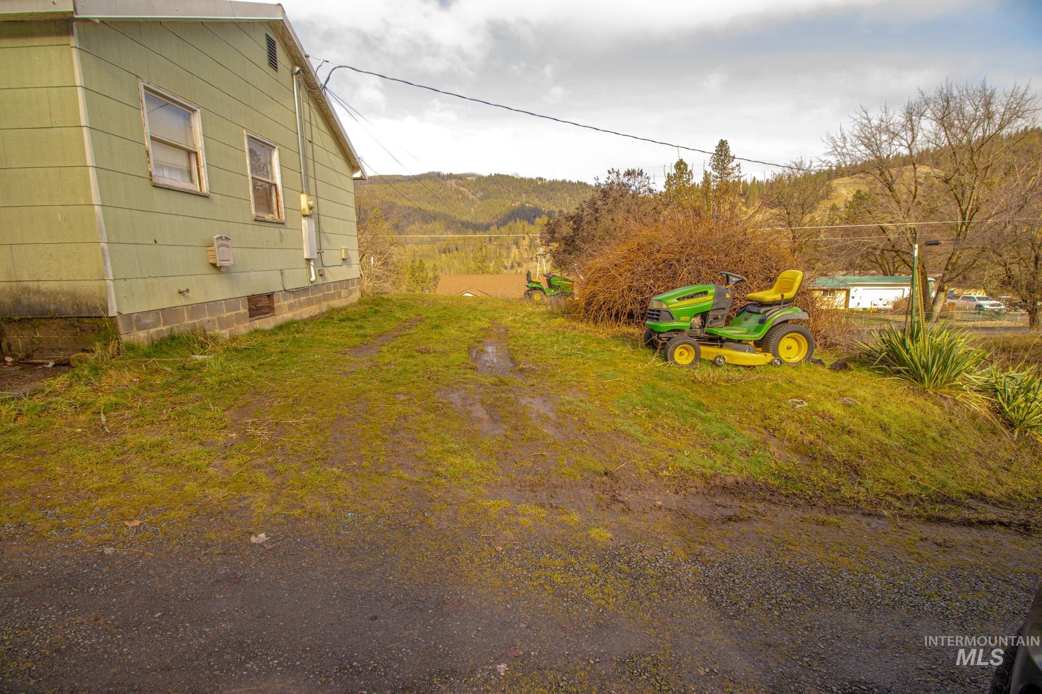 12644 Jerome Ave, Orofino, Idaho 83544, 2 Bedrooms, 1 Bathroom, Residential For Sale, Price $230,000,MLS 98974339