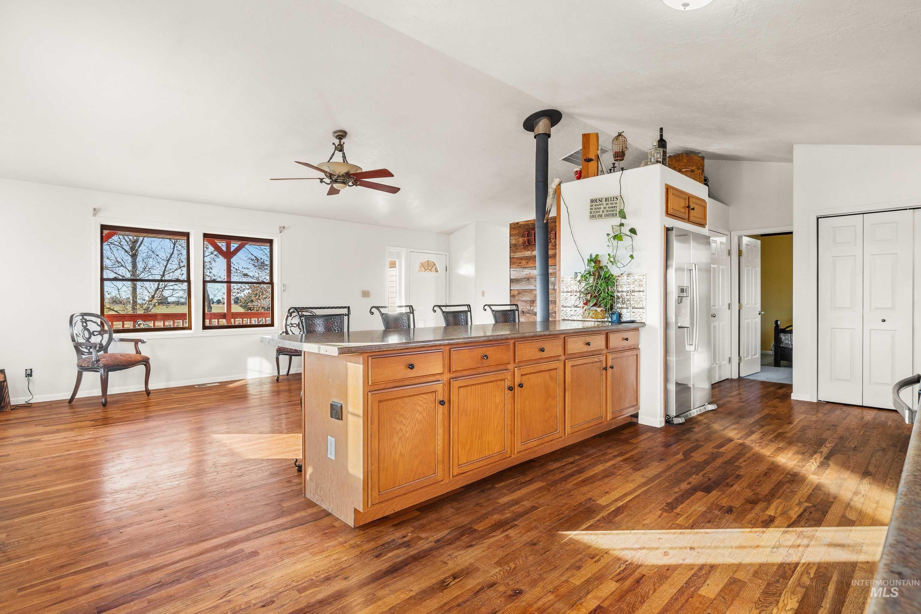 284 S 370 W, Jerome, Idaho 83338, 5 Bedrooms, 3 Bathrooms, Residential For Sale, Price $654,900,MLS 98974341