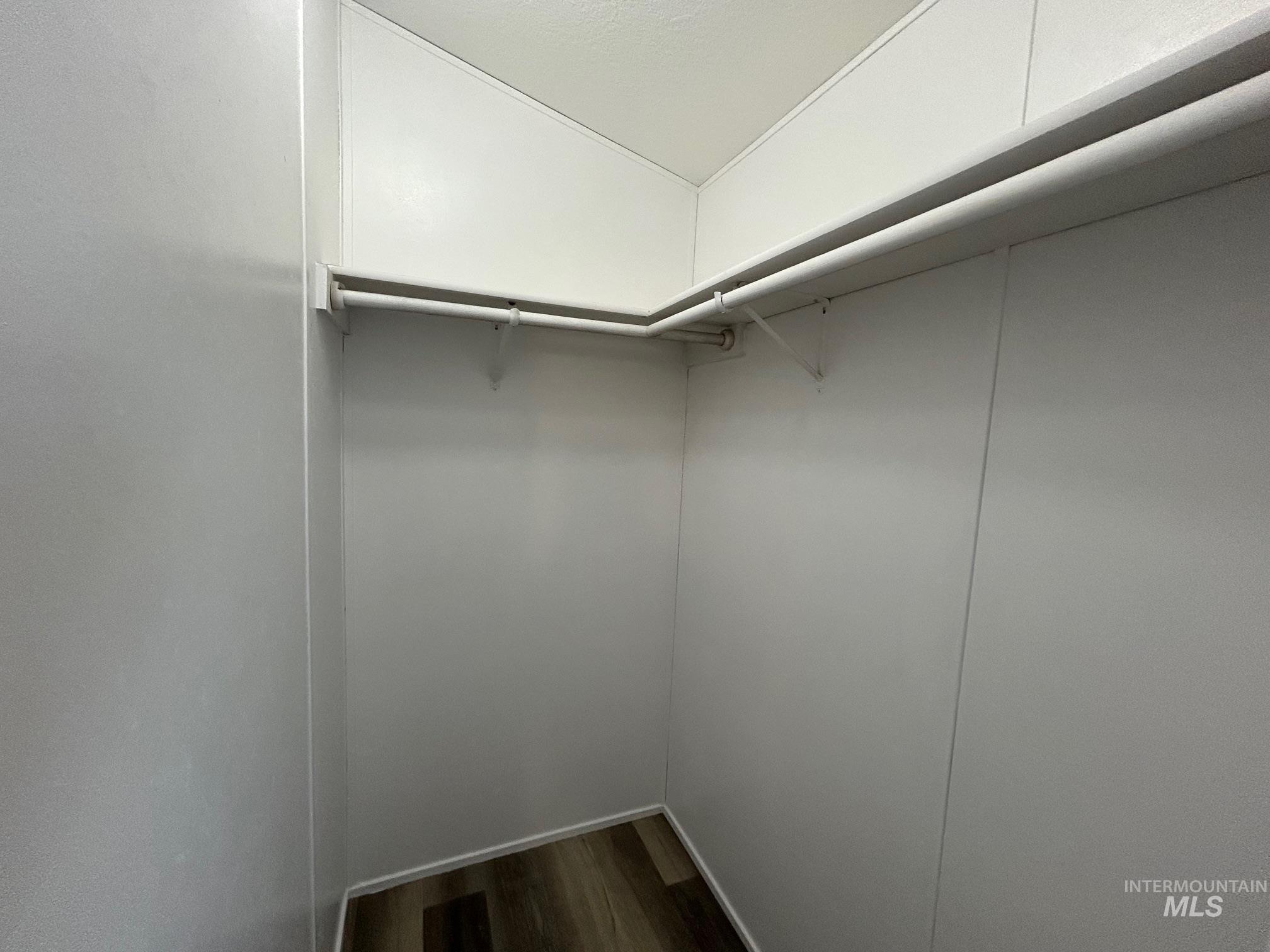 1430 Chestnut Street, Clarkston, Washington 99403, 2 Bedrooms, 2 Bathrooms, Residential For Sale, Price $120,000,MLS 98974347