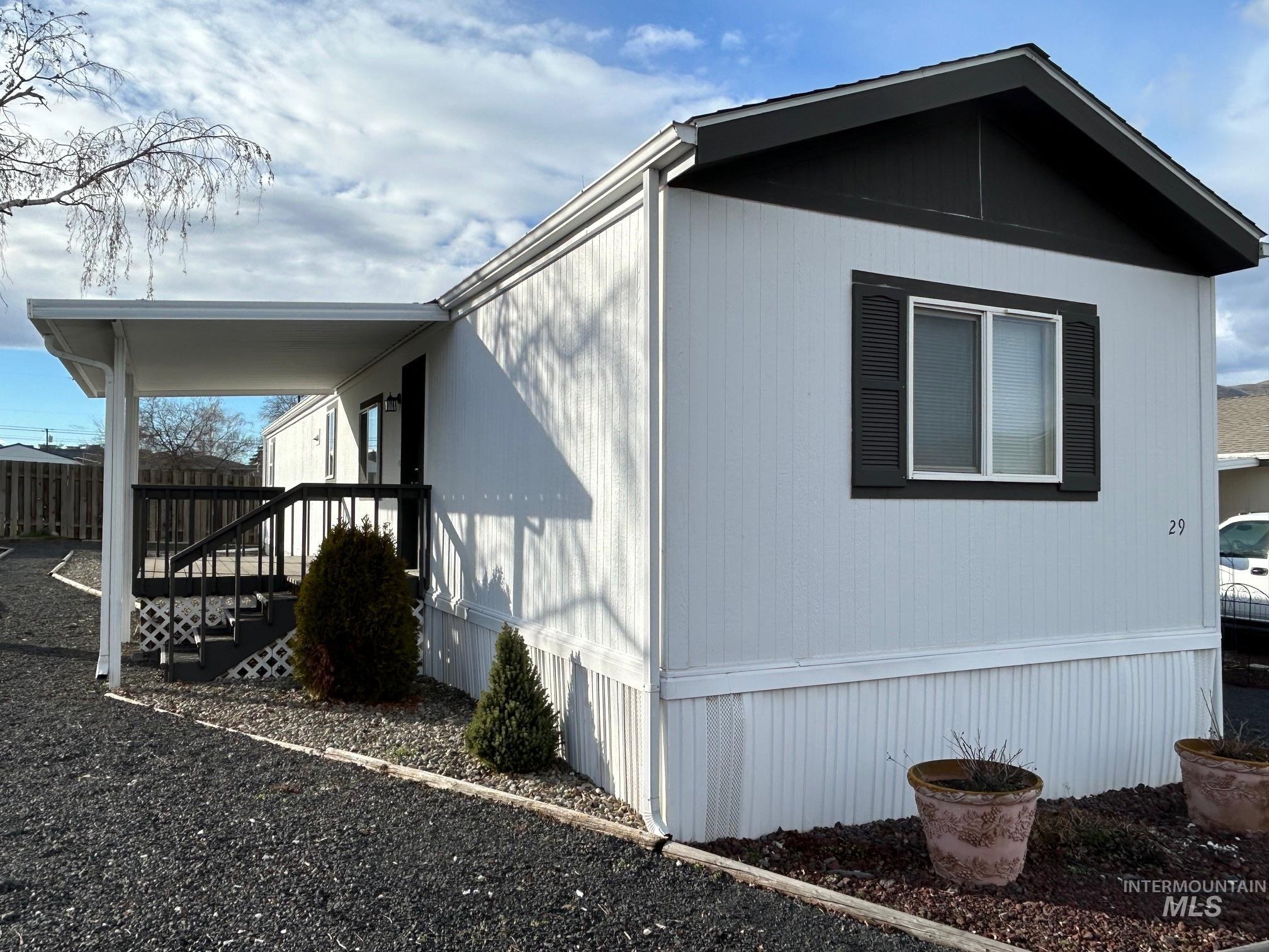 1430 Chestnut Street, Clarkston, Washington 99403, 2 Bedrooms, 2 Bathrooms, Residential For Sale, Price $110,000, 98974347