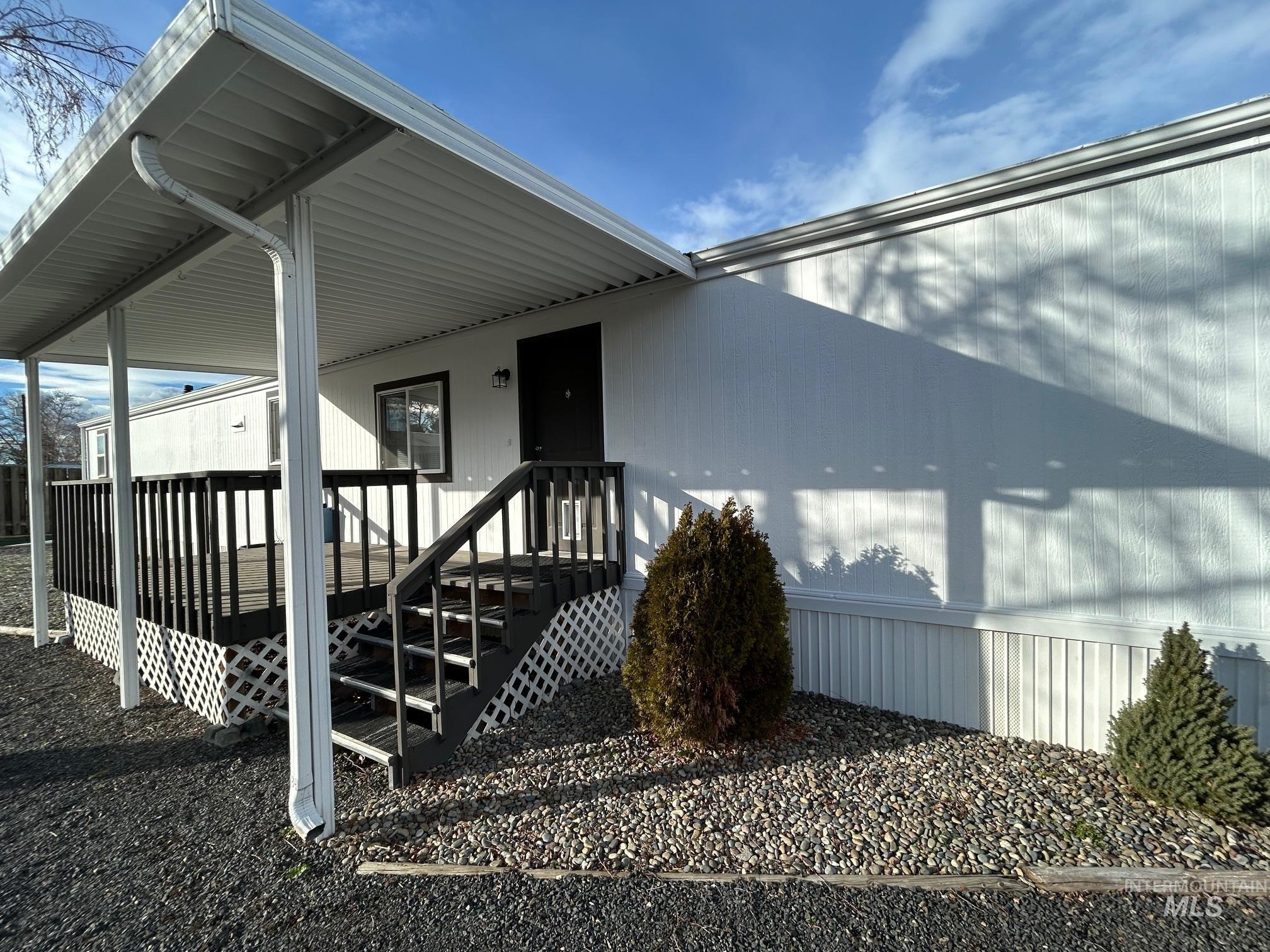 1430 Chestnut Street, Clarkston, Washington 99403, 2 Bedrooms, 2 Bathrooms, Residential For Sale, Price $110,000, 98974347