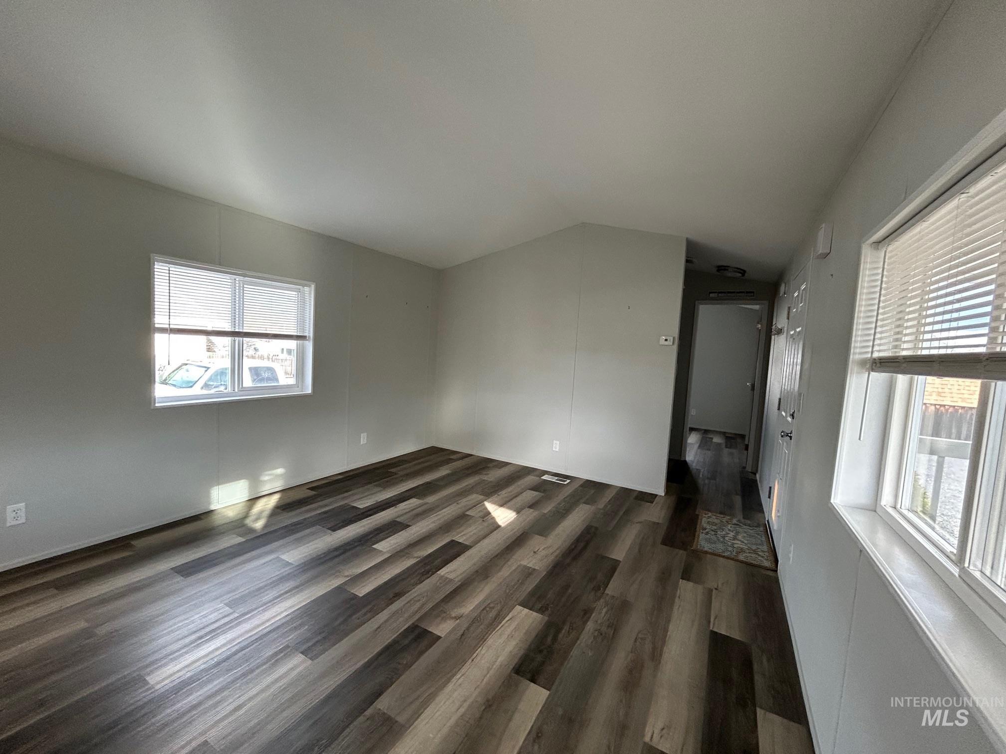 1430 Chestnut Street, Clarkston, Washington 99403, 2 Bedrooms, 2 Bathrooms, Residential For Sale, Price $110,000, 98974347