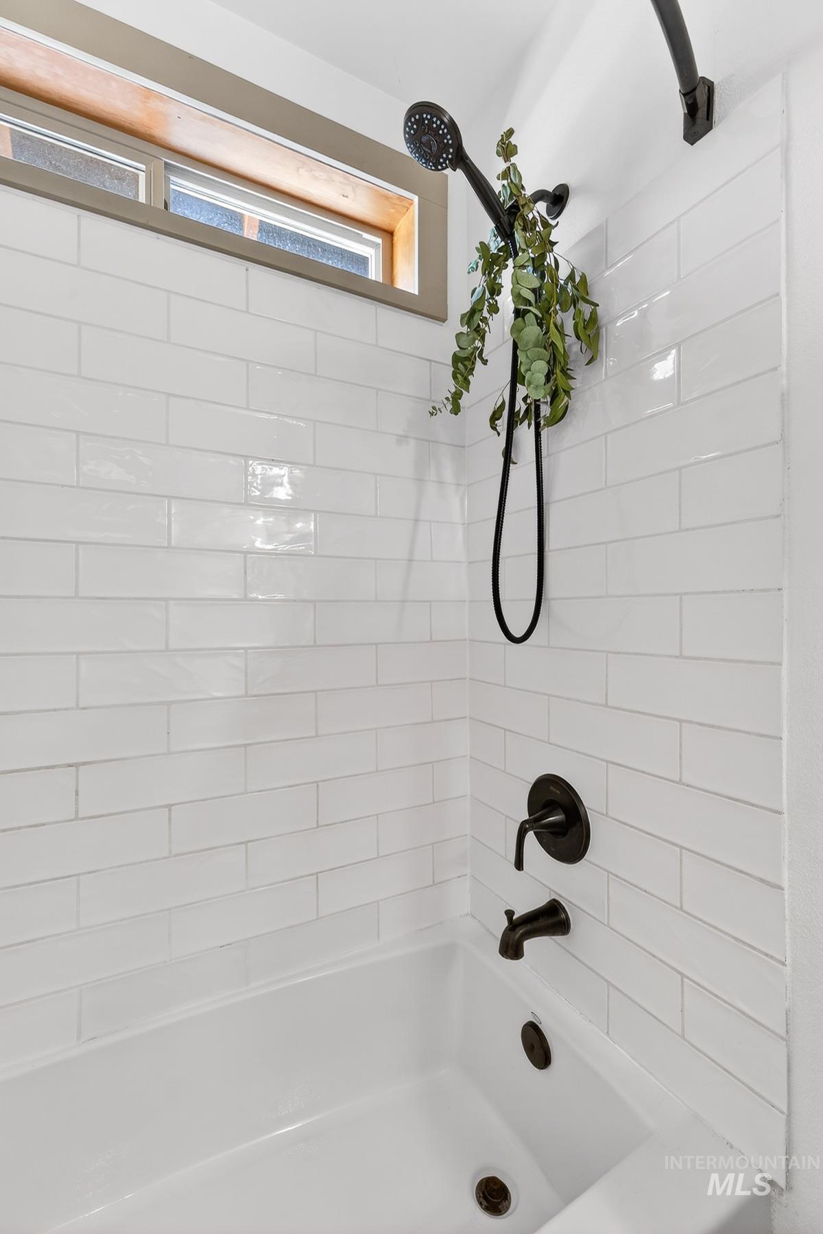 430 Ringel St, McCall, Idaho 83638, 3 Bedrooms, 2 Bathrooms, Residential For Sale, Price $699,000,MLS 98974350