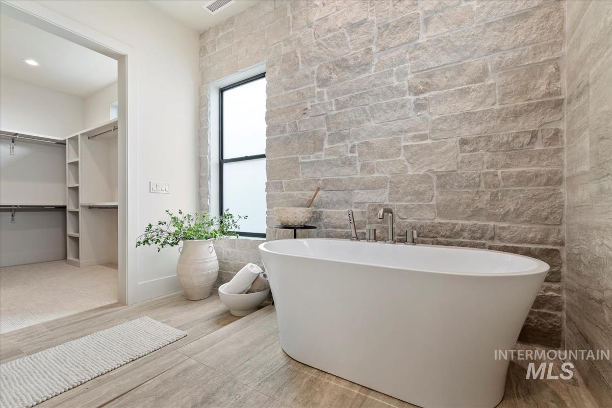 20203 N Swire Green Way, Boise, Idaho 83714, 4 Bedrooms, 3.5 Bathrooms, Residential For Sale, Price $1,724,999,MLS 98974355