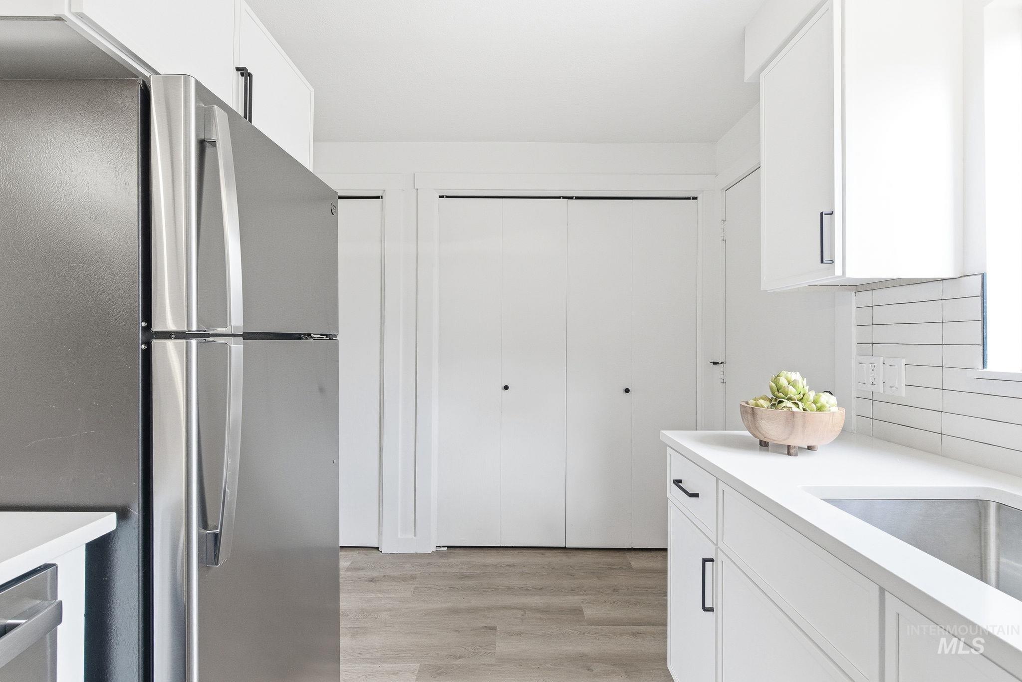 8443 W Rifleman St, Boise, Idaho 83704, 2 Bedrooms, 1 Bathroom, Residential For Sale, Price $305,000, 98974357