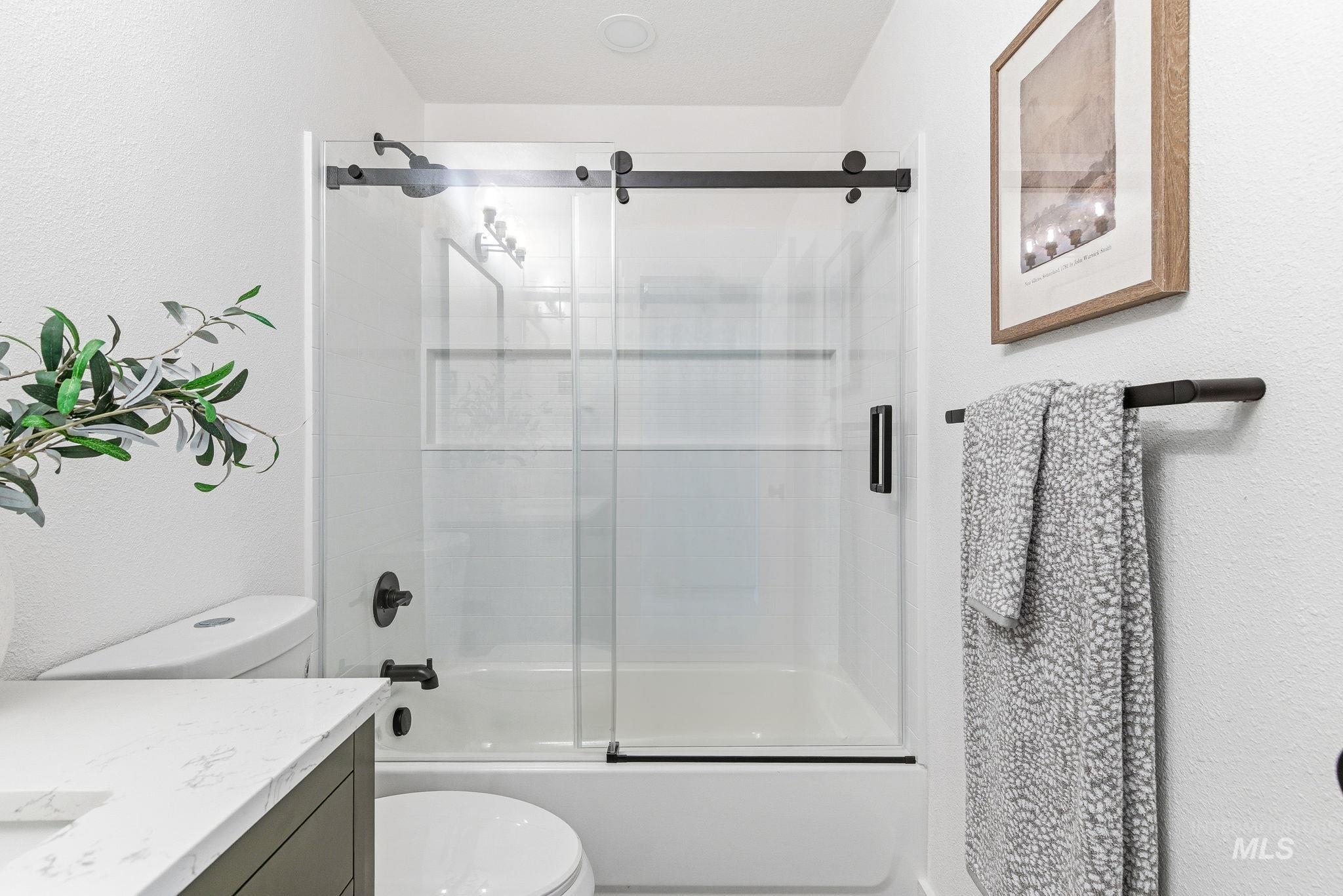 8443 W Rifleman St, Boise, Idaho 83704, 2 Bedrooms, 1 Bathroom, Residential For Sale, Price $305,000, 98974357