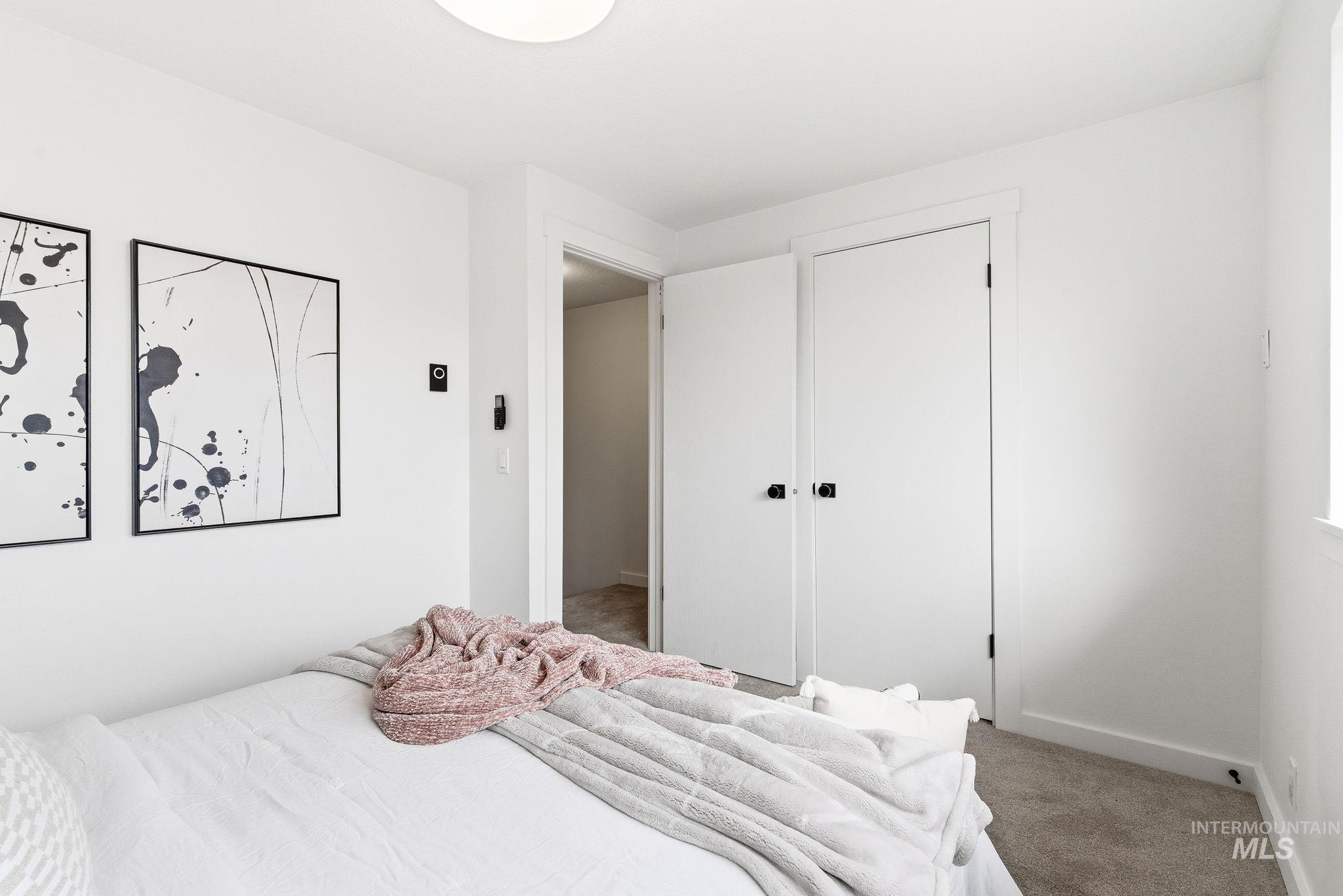 8443 W Rifleman St, Boise, Idaho 83704, 2 Bedrooms, 1 Bathroom, Residential For Sale, Price $305,000, 98974357