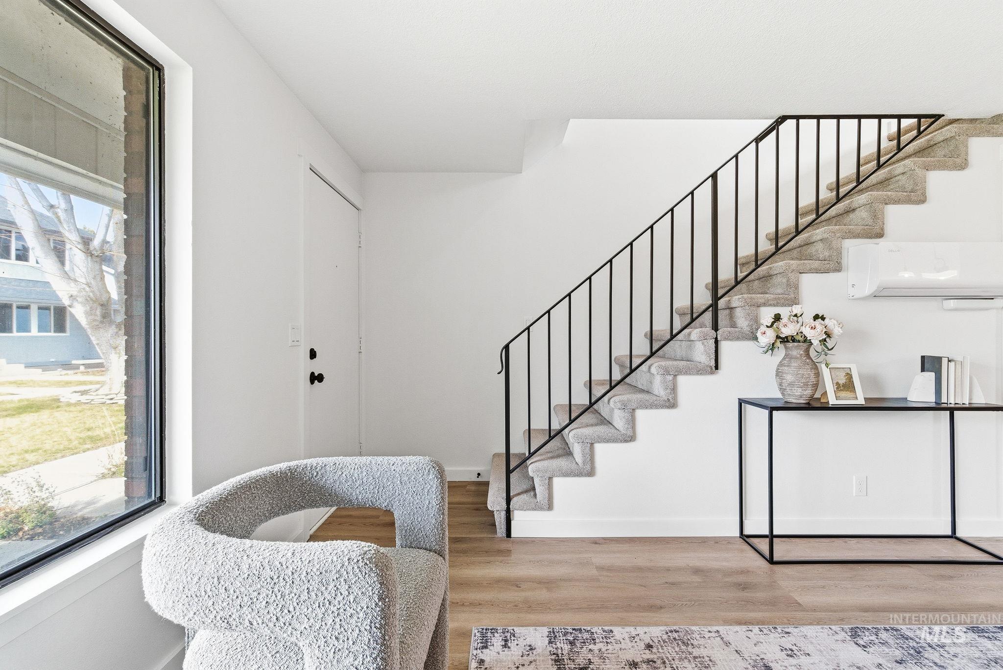 8443 W Rifleman St, Boise, Idaho 83704, 2 Bedrooms, 1 Bathroom, Residential For Sale, Price $305,000, 98974357