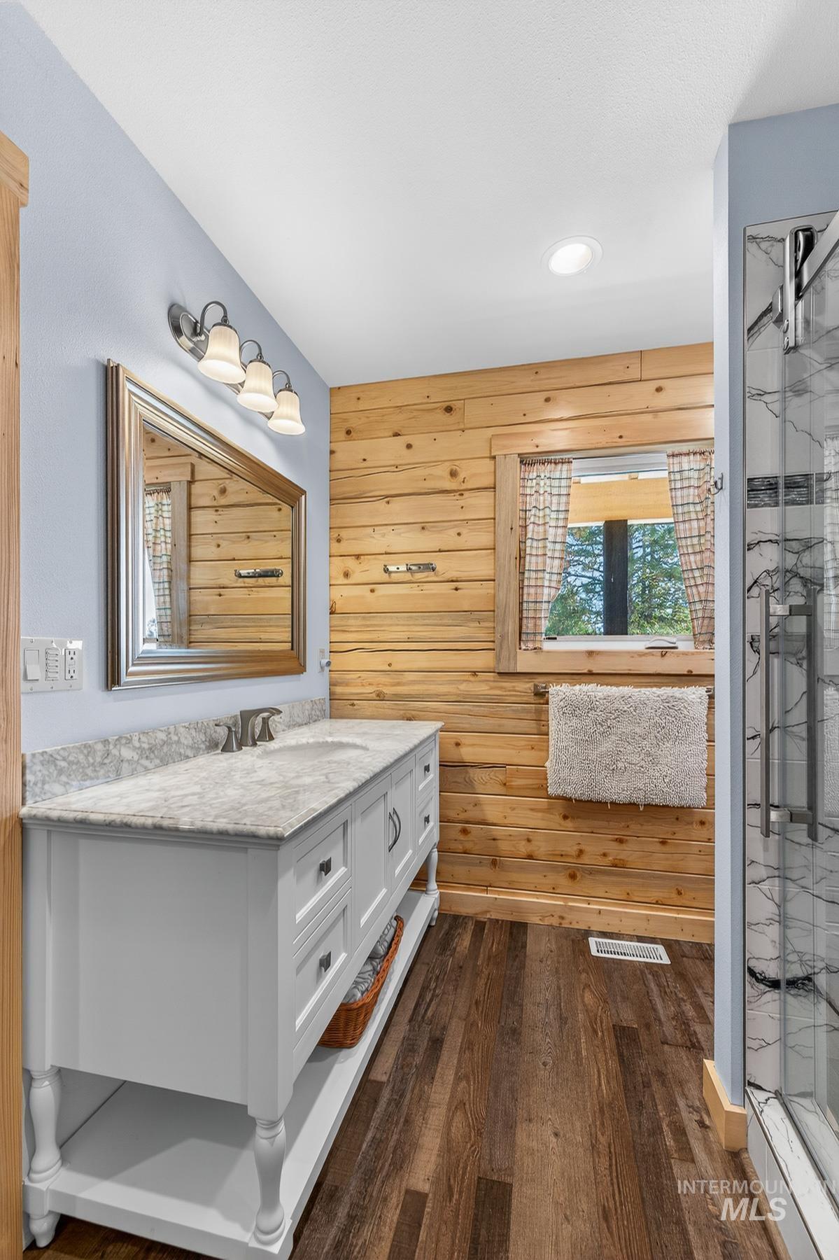 357/359 Veronica St, McCall, Idaho 83638, 3 Bedrooms, 3 Bathrooms, Residential For Sale, Price $949,000,MLS 98974360